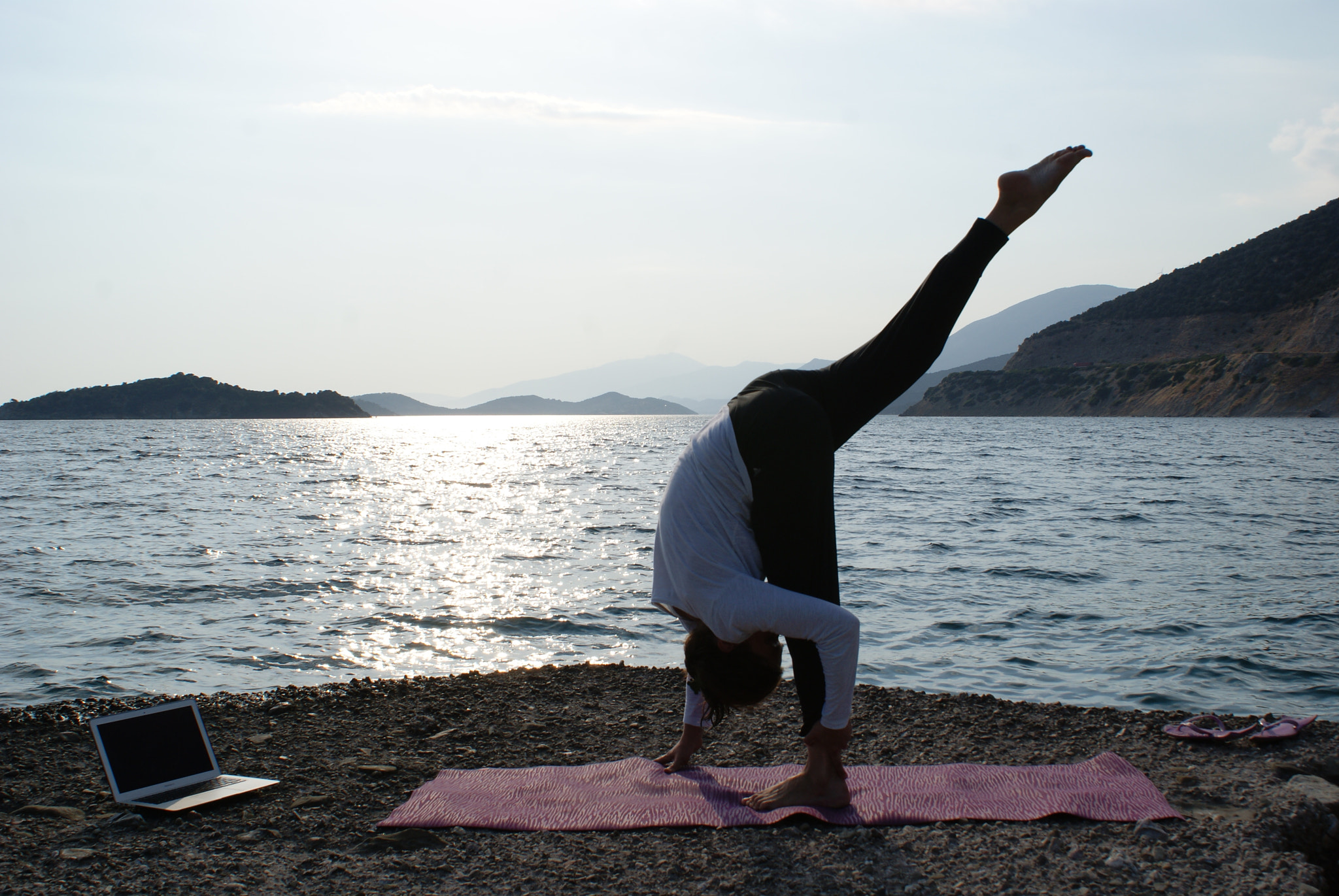 Sony Alpha DSLR-A230 sample photo. Yoga practice (greece) photography