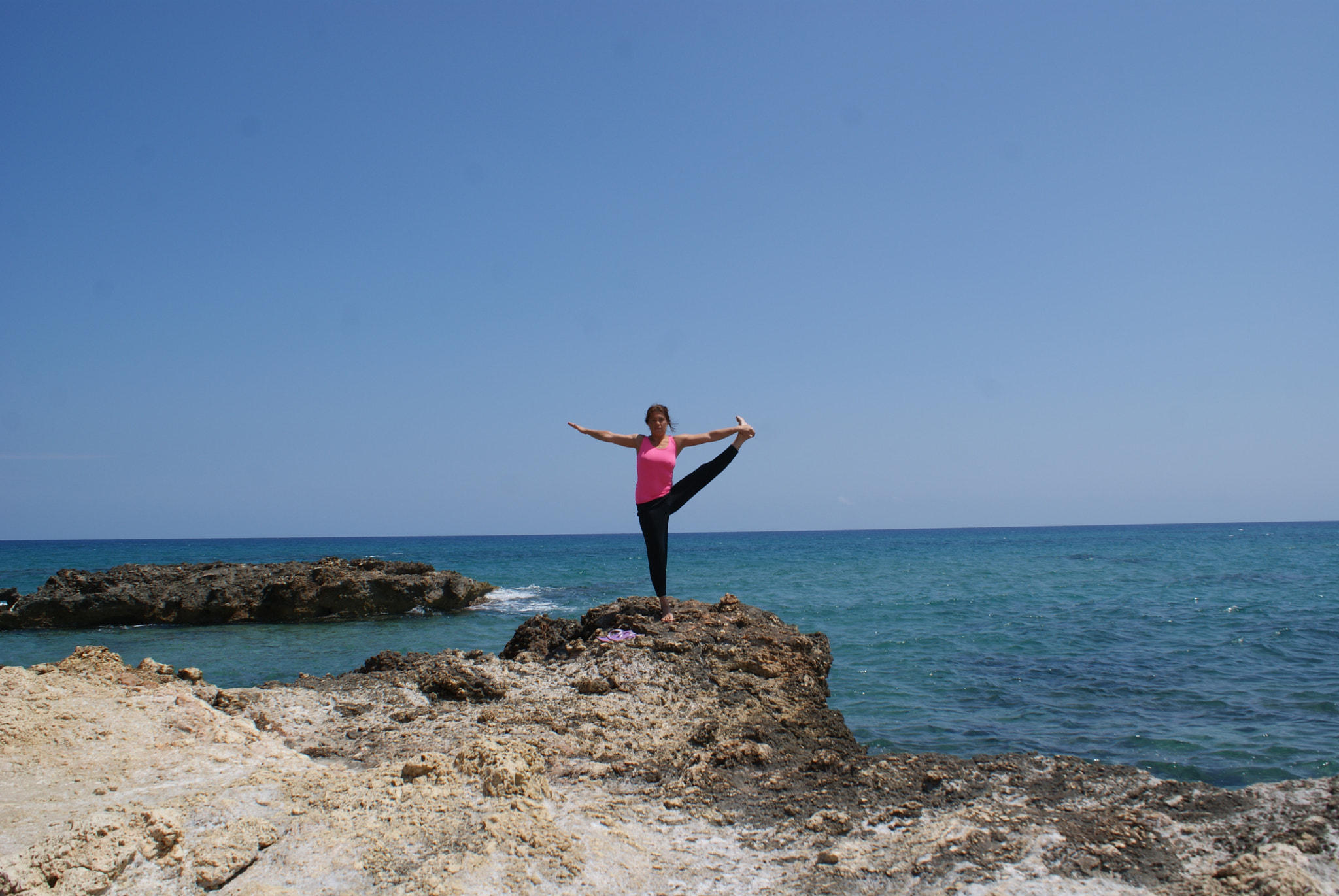 Sony DT 18-70mm F3.5-5.6 sample photo. Yoga practice (greece) photography