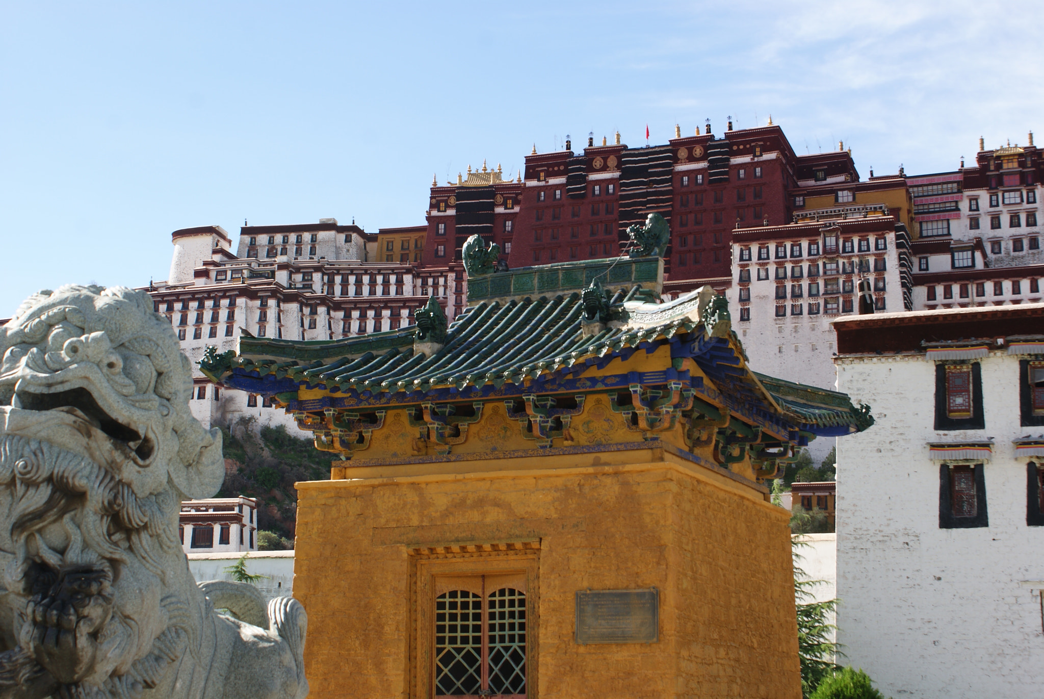 Sony DT 18-70mm F3.5-5.6 sample photo. Tibet photography