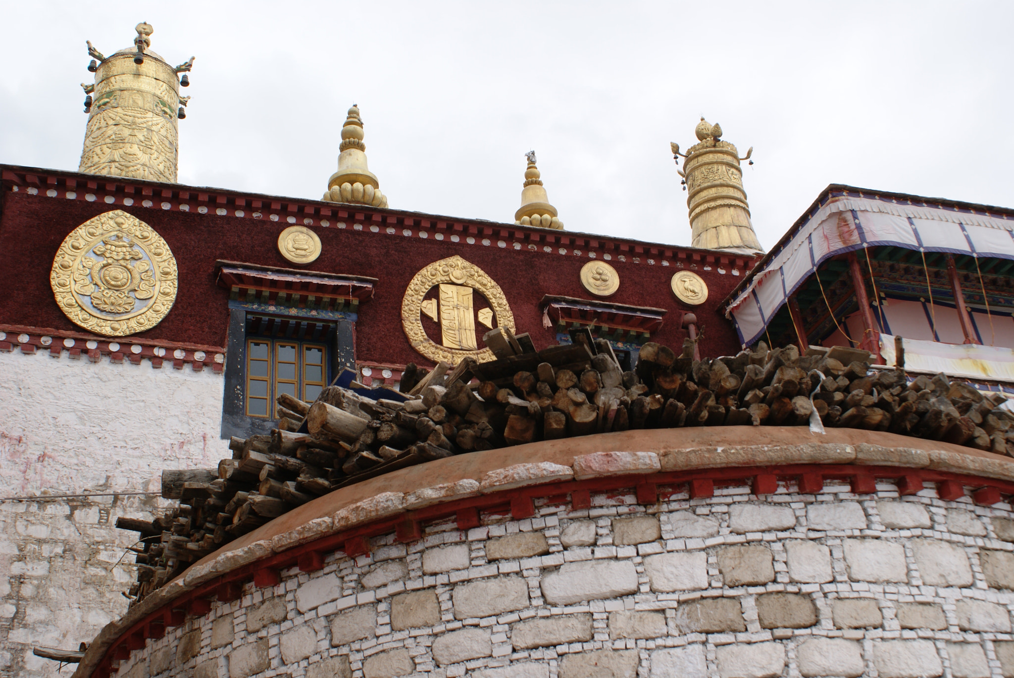Sony DT 18-70mm F3.5-5.6 sample photo. Tibet photography