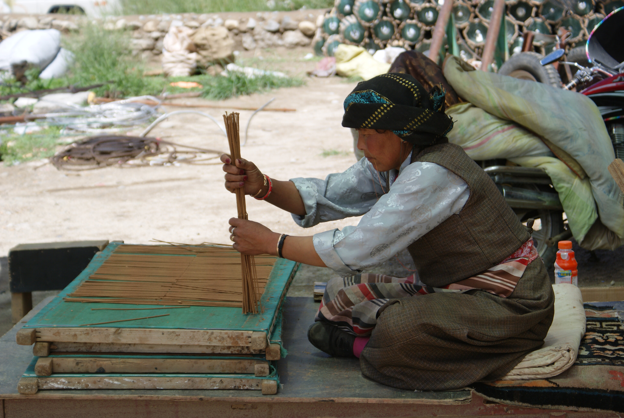 Sony DT 18-70mm F3.5-5.6 sample photo. Tibet photography