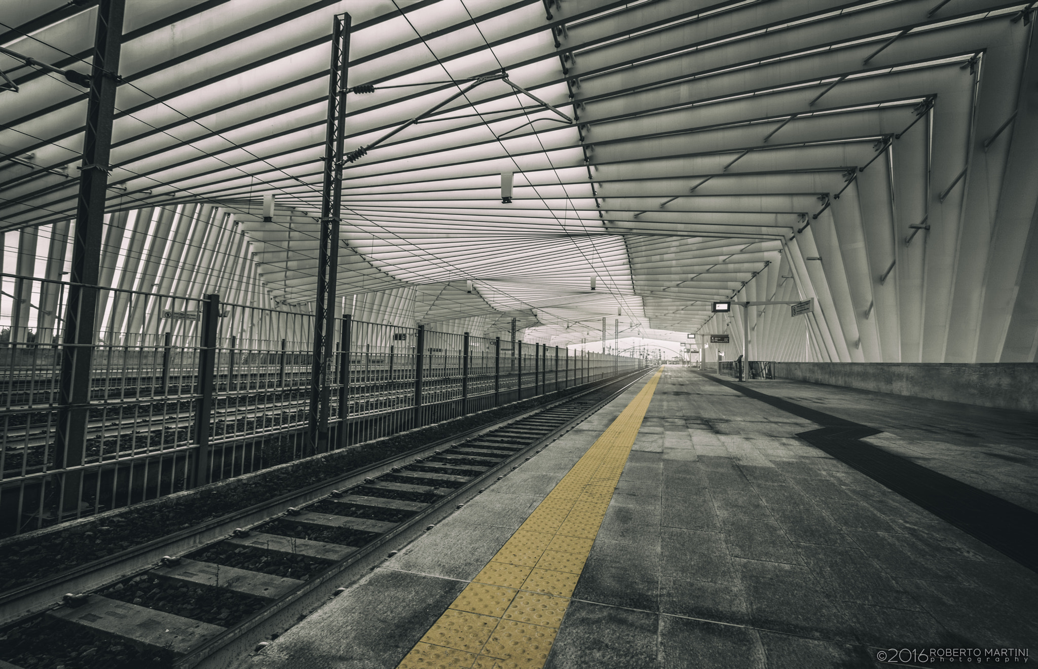 Sony ILCA-77M2 sample photo. Railway station in reggio emilia, italy photography