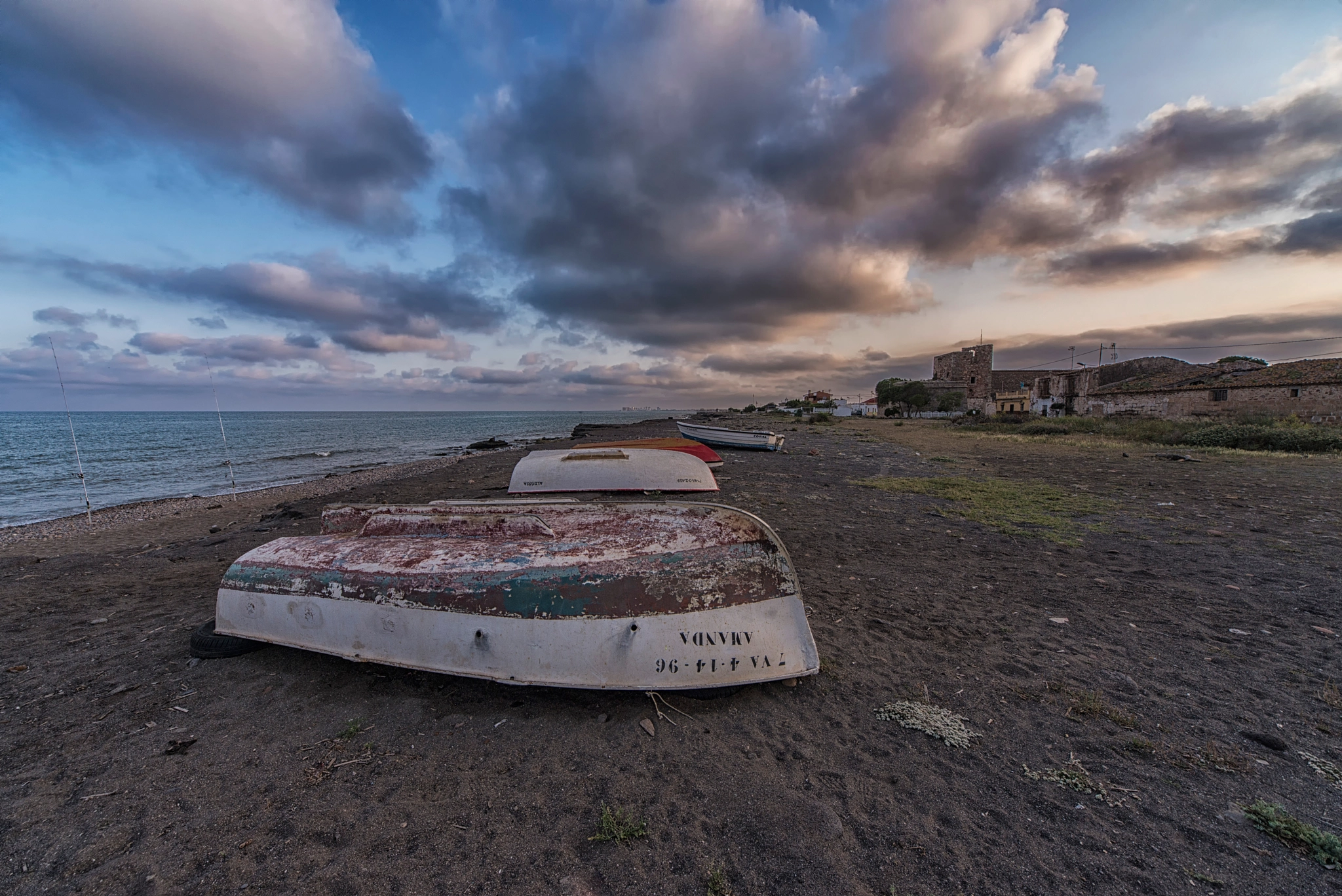 Sigma 12-24mm F4.5-5.6 EX DG Aspherical HSM sample photo. Grau vell photography