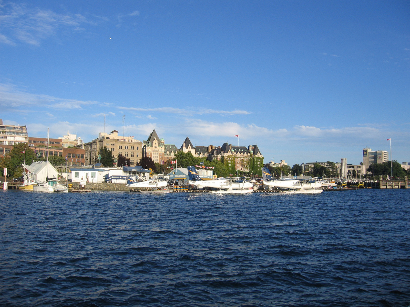 Canon POWERSHOT S50 sample photo. Inner harbor, victoria photography