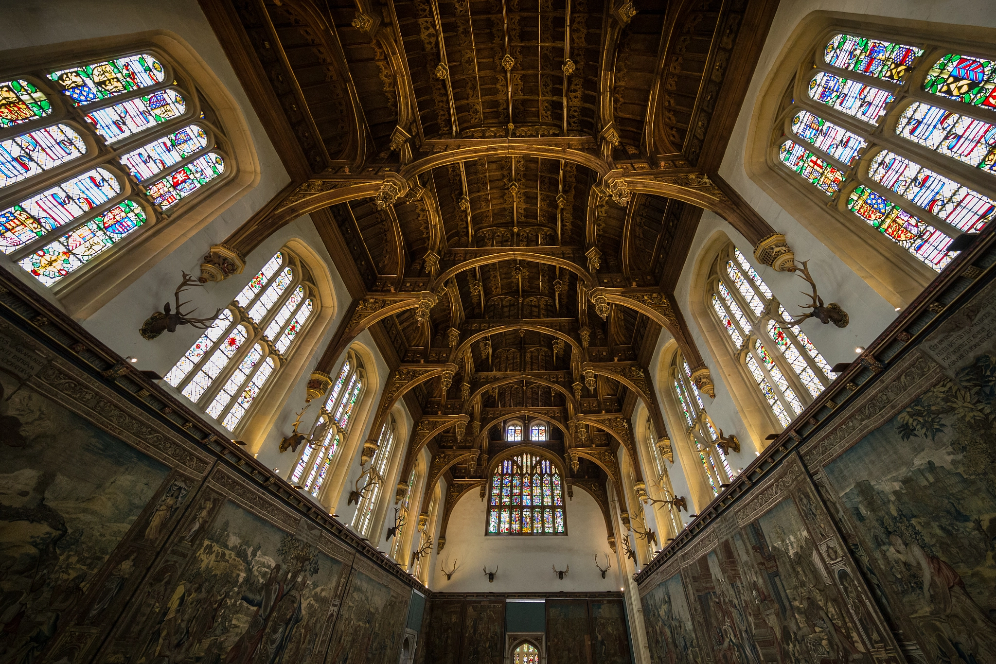 Canon EF 11-24mm F4L USM sample photo. Vaulted ceiling photography