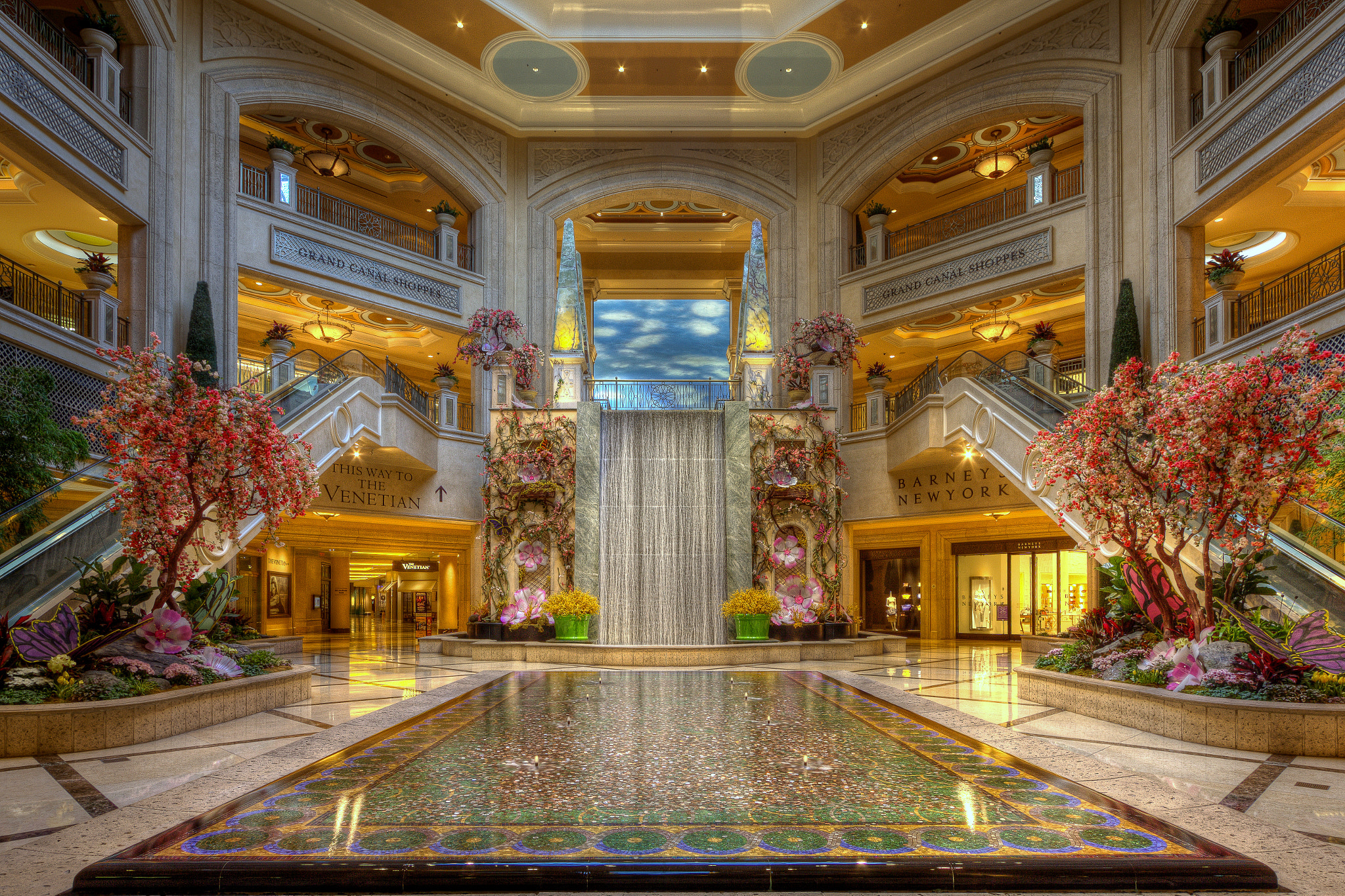 Canon EF-S 10-22mm F3.5-4.5 USM sample photo. The venetian falls photography