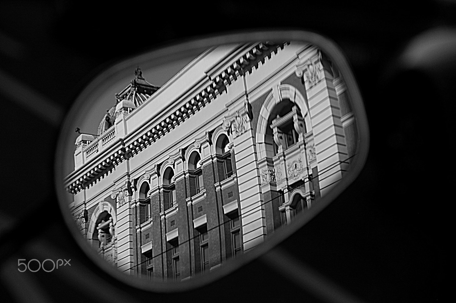 Pentax K100D sample photo. Flinders street station photography