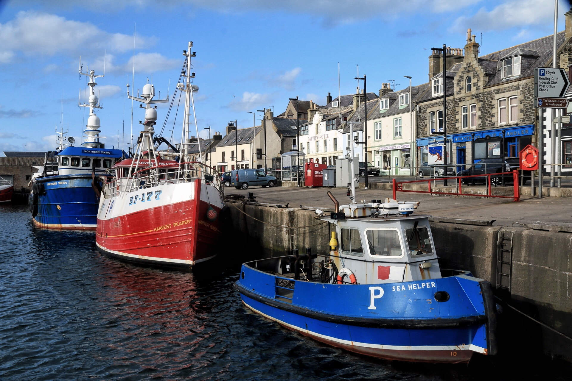 Canon EOS 70D + Canon EF-S 15-85mm F3.5-5.6 IS USM sample photo. Macduff in ne scotland photography