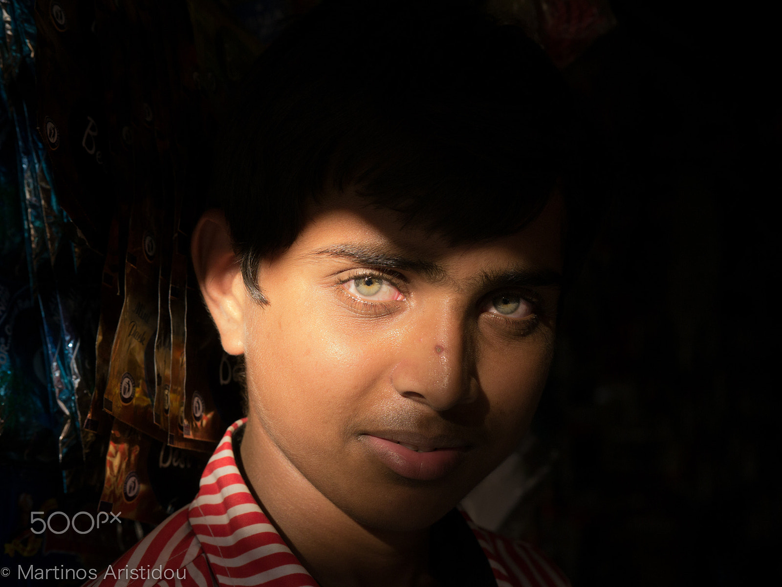 Panasonic Leica DG Nocticron 42.5mm F1.2 ASPH OIS sample photo. Chai walla photography