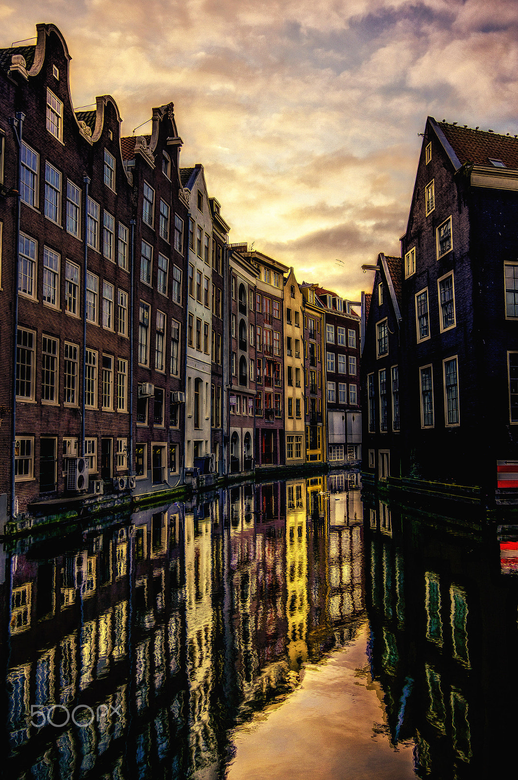 Sony Alpha NEX-5N + Sigma 19mm F2.8 EX DN sample photo. Morning of amsterdam photography