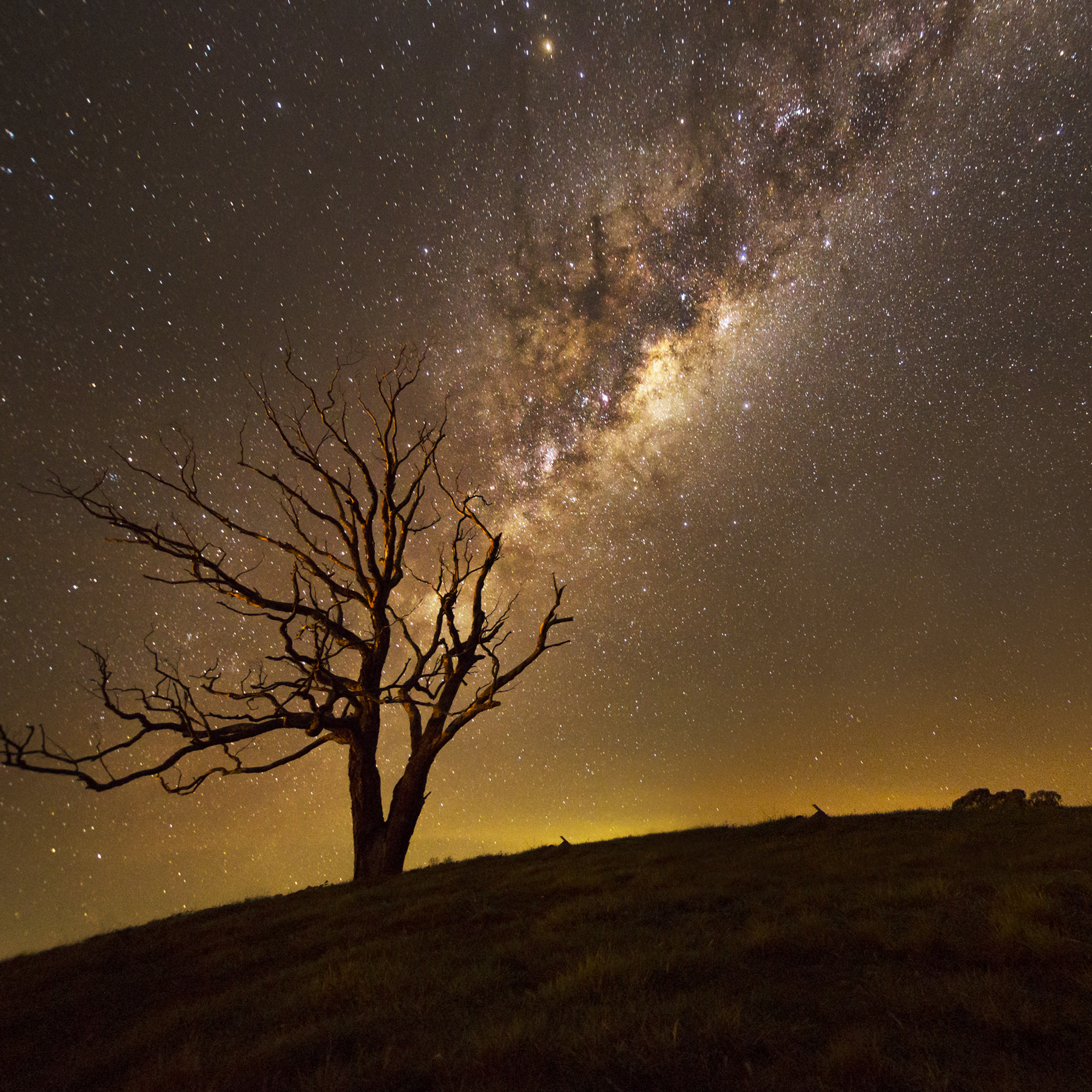 Tokina AT-X Pro 12-24mm F4 (IF) DX sample photo. Milky way over the hill photography