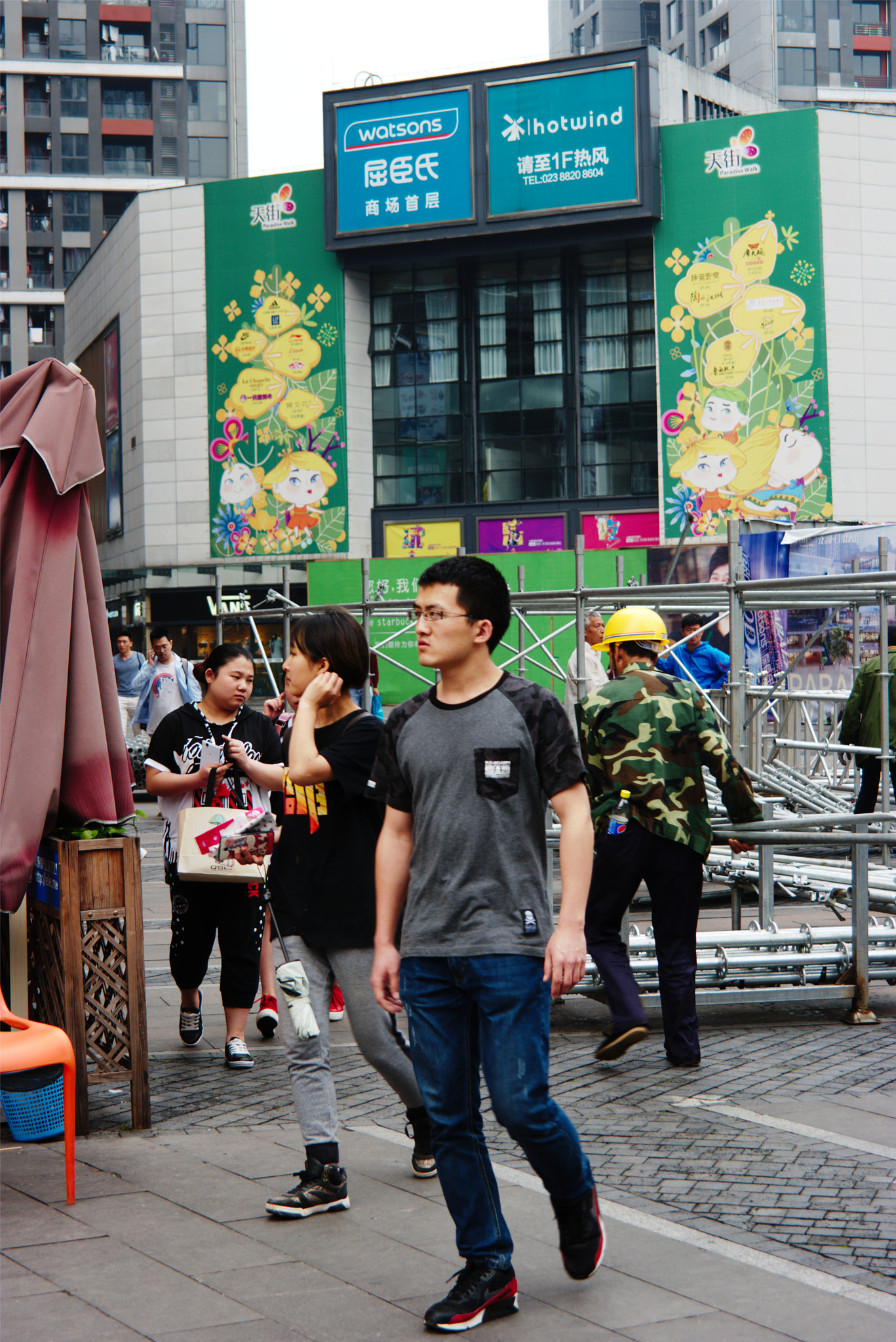 Samsung NX500 + Samsung NX 18-55mm F3.5-5.6 OIS sample photo. Street photo #6 photography