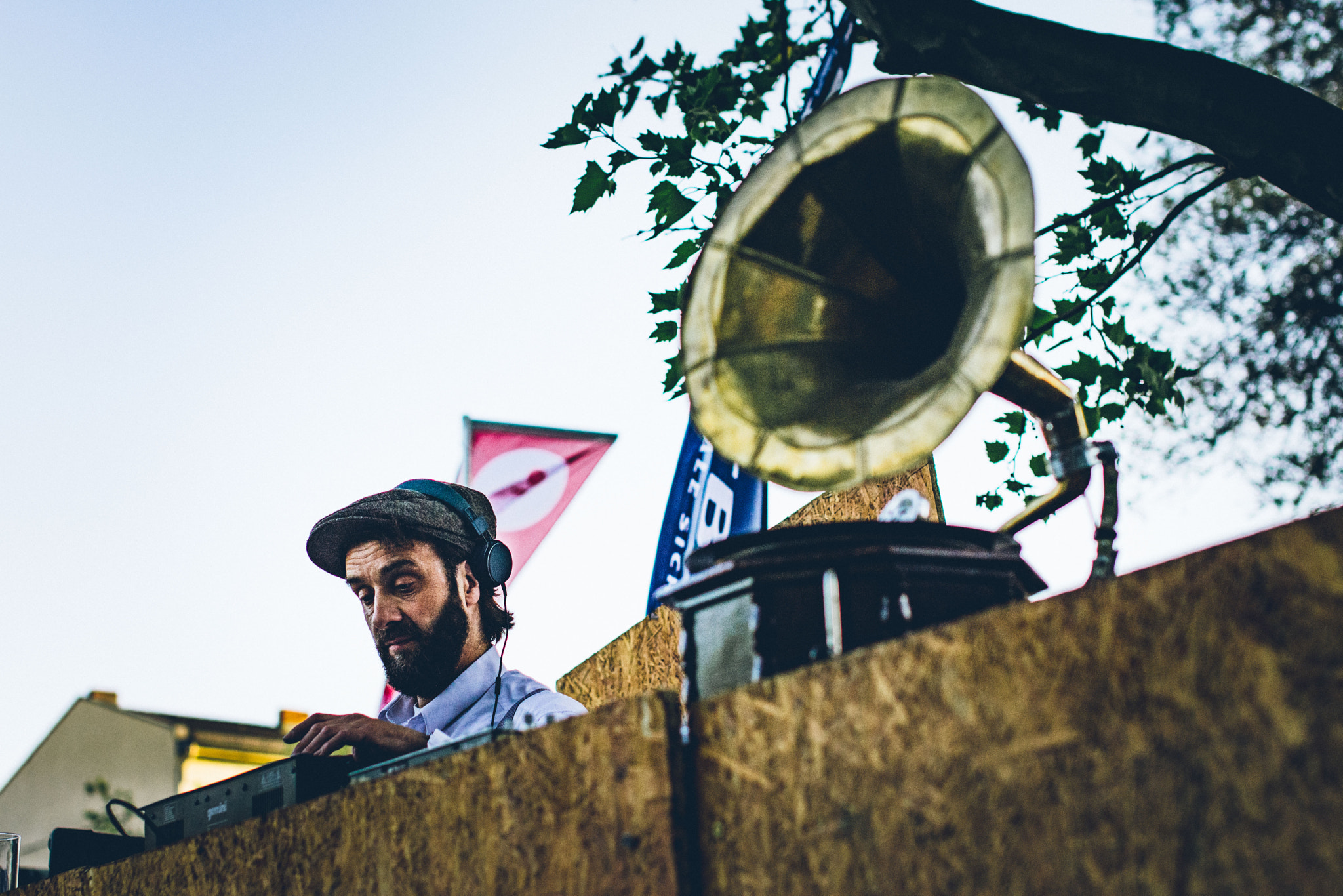 Sigma 50mm F1.4 EX DG HSM sample photo. Play that funky music photography