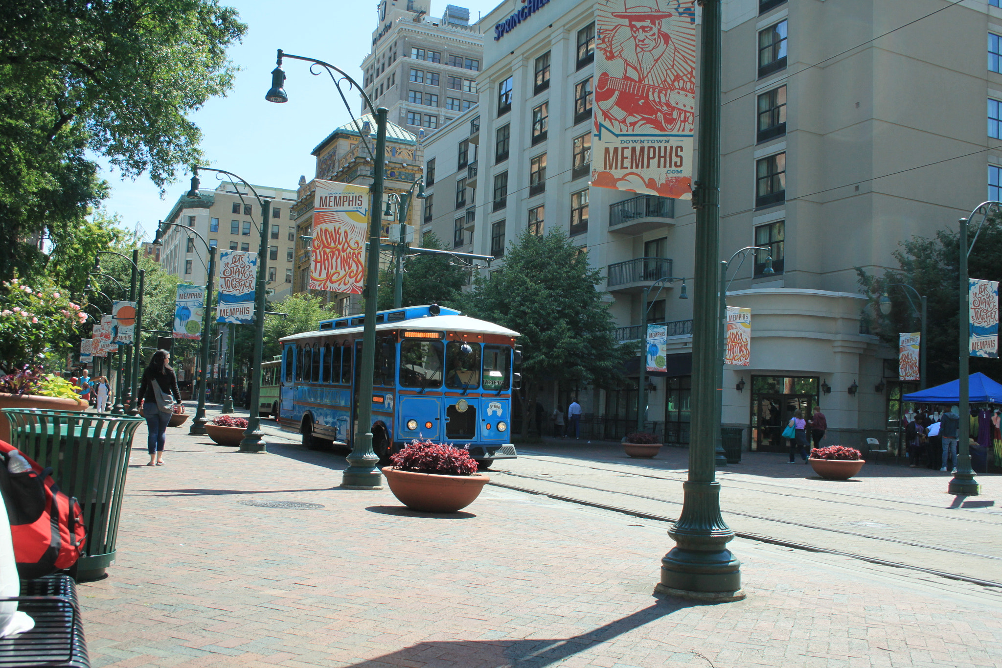 Canon EF-S 18-55mm F3.5-5.6 sample photo. Main street trolley photography