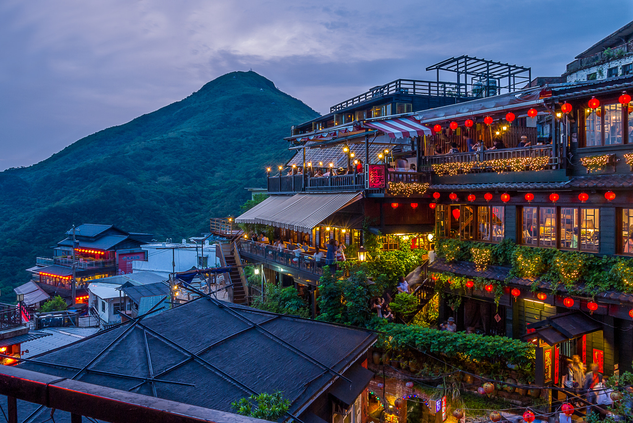 Panasonic Lumix DMC-G10 + Panasonic Lumix G Vario 14-42mm F3.5-5.6 ASPH OIS sample photo. Jiufen photography