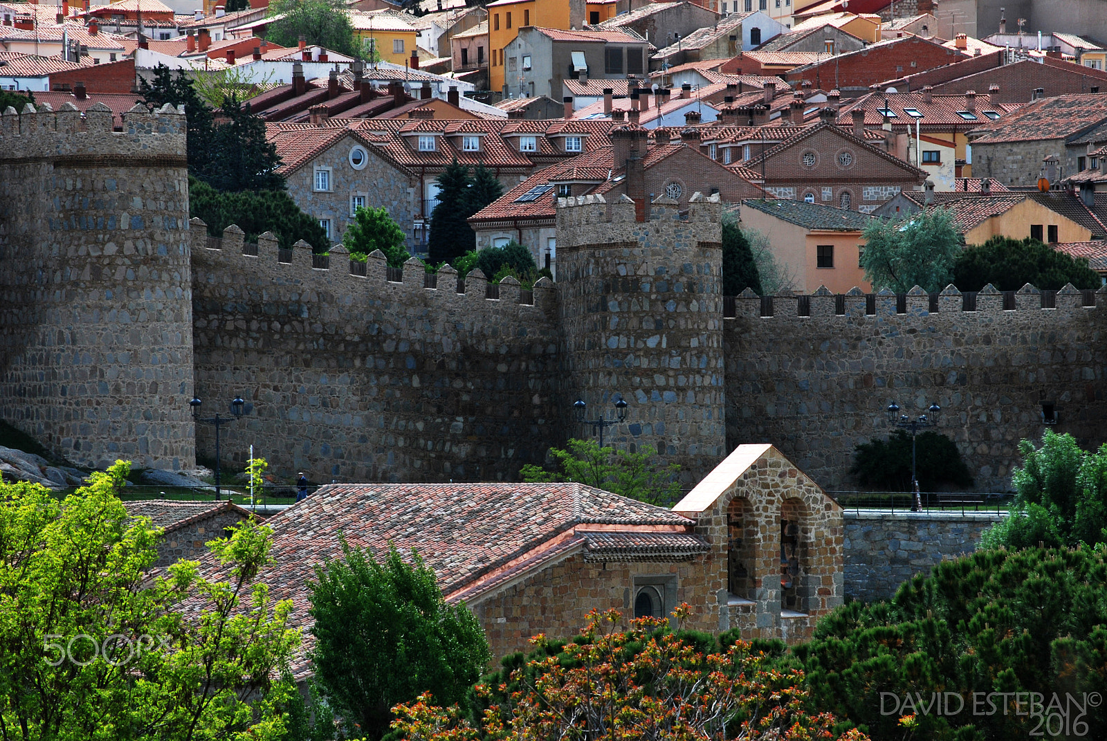 Nikon D60 sample photo. The church, the wall and the city photography
