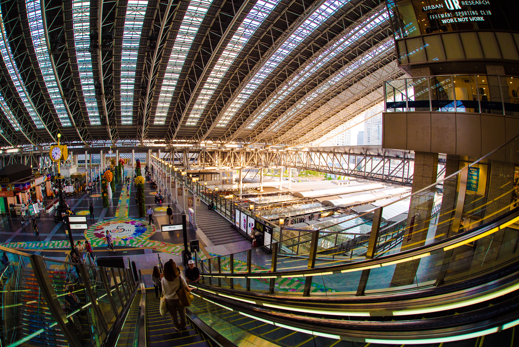 Sigma 15mm F2.8 EX DG Diagonal Fisheye sample photo. Osaka station city-時空の広場- photography