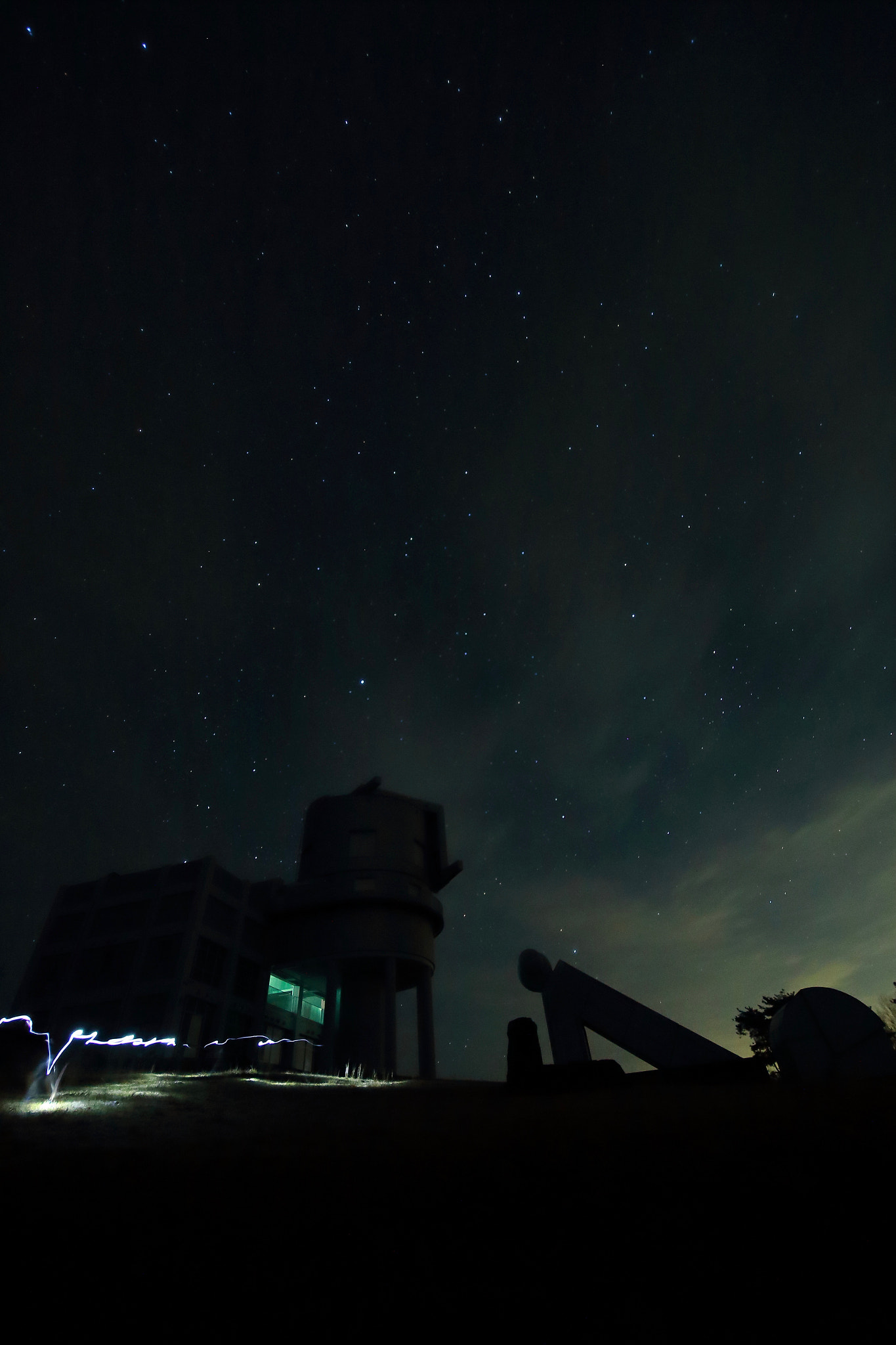 Canon EOS 700D (EOS Rebel T5i / EOS Kiss X7i) sample photo. The lightning bolt above ground 2 photography