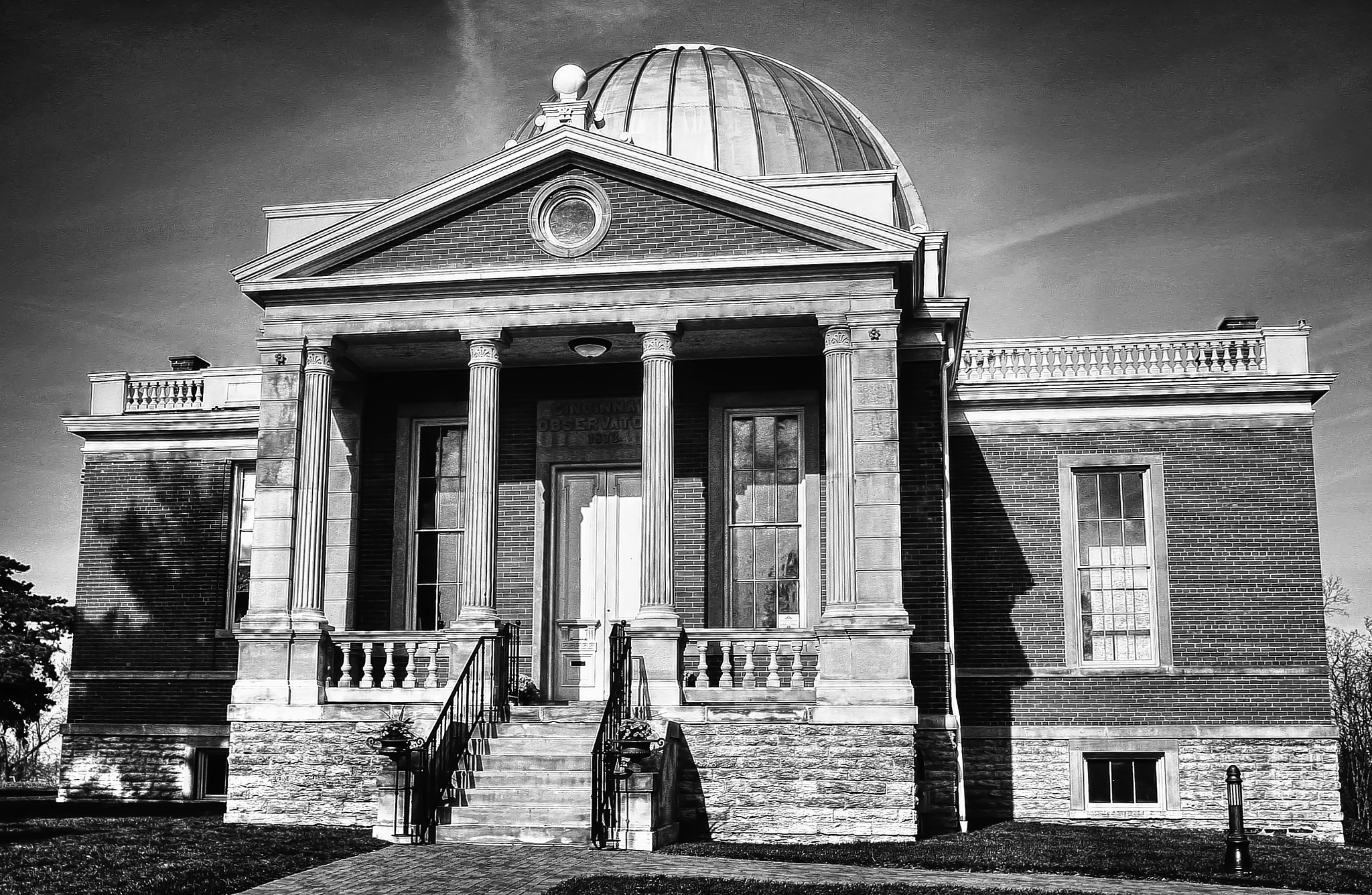 Sigma 10-20mm F3.5 EX DC HSM sample photo. Cincinnati observatory hdr copy photography