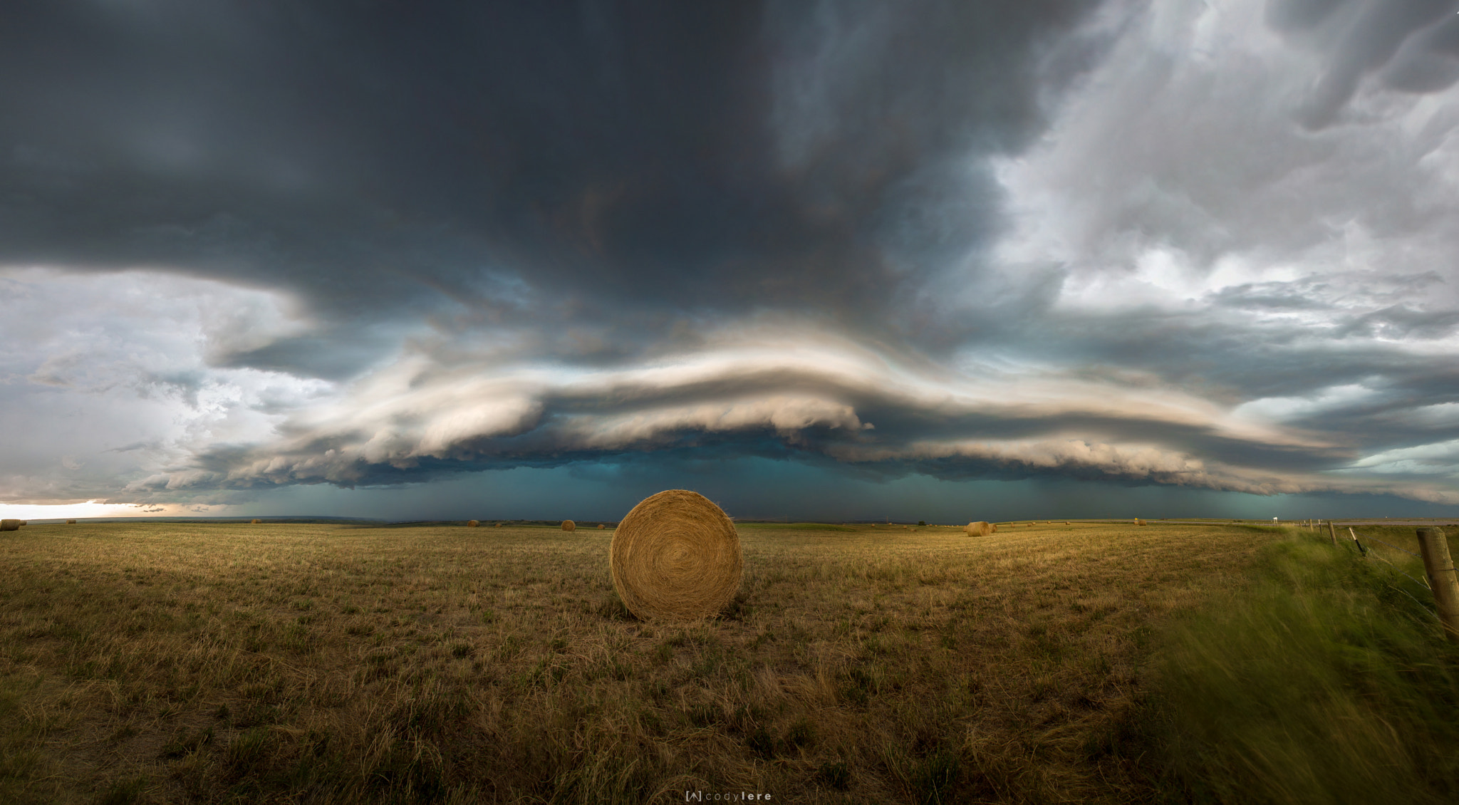 Canon EOS 6D + Canon EF 17-35mm f/2.8L sample photo. Hay it's a shelf cloud photography
