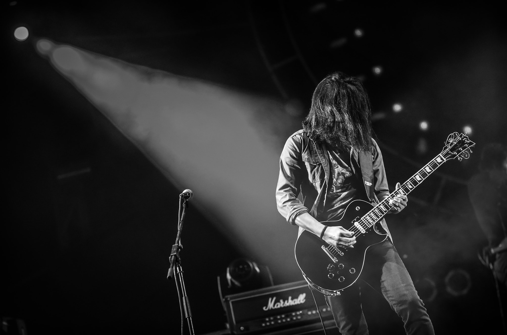 Canon EOS-1D X + Canon EF 85mm F1.2 sample photo. Rocker photography