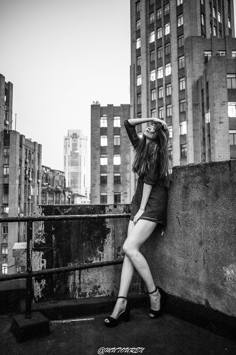 Leica Summicron-M 28mm F2 ASPH sample photo. Girl photography