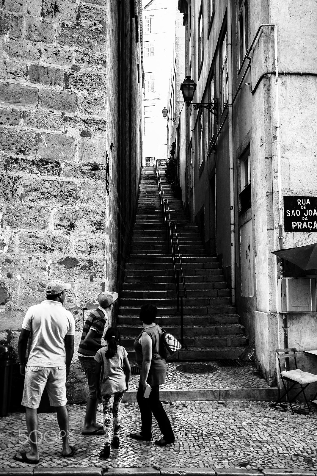 Canon EOS 50D + Sigma 18-50mm F2.8-4.5 DC OS HSM sample photo. Stairway to lisbon photography