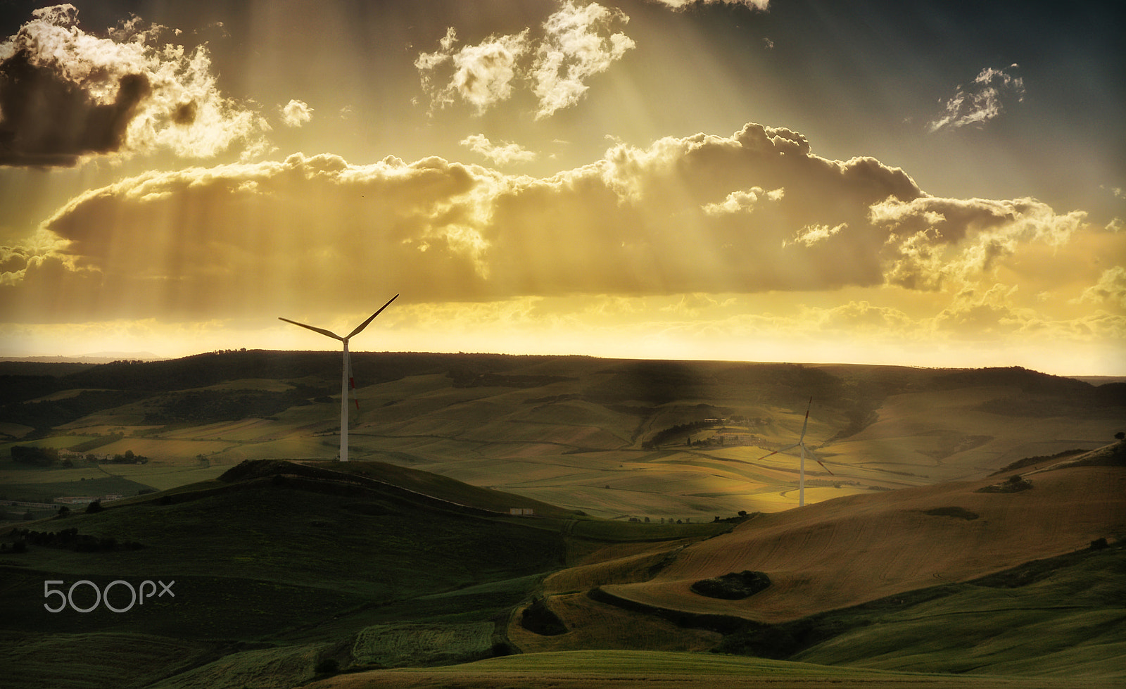 AF Zoom-Nikkor 75-240mm f/4.5-5.6D sample photo. I raggi della lucania- the rays of lucania photography