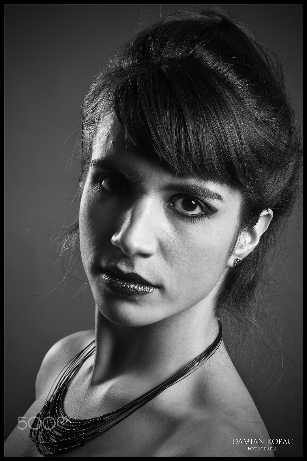 Nikon D3200 + AF Zoom-Nikkor 35-70mm f/2.8D sample photo. Portrait model julieta b & w photography