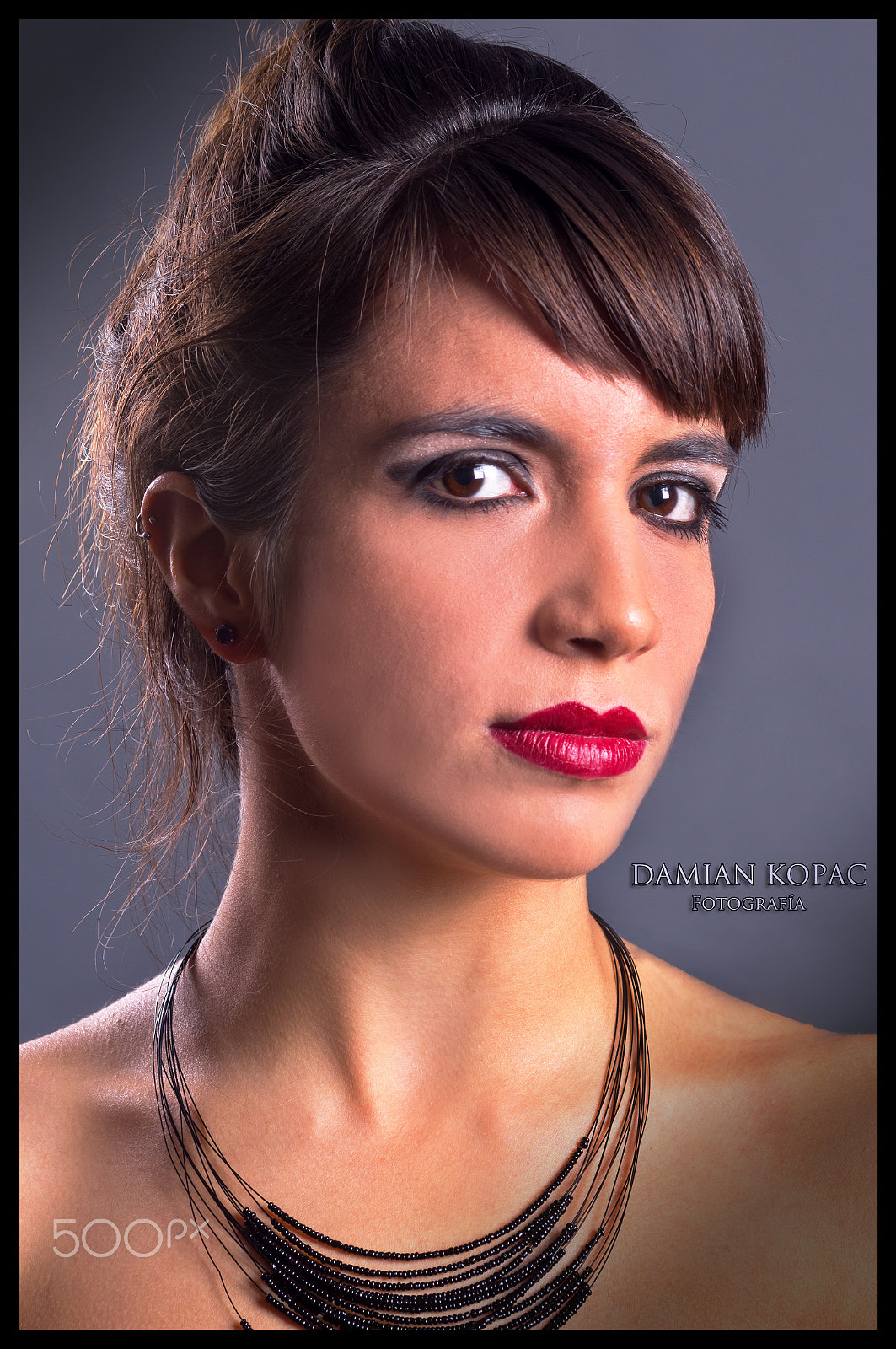 Nikon D3200 + AF Zoom-Nikkor 35-70mm f/2.8D sample photo. Portrait model julieta color photography