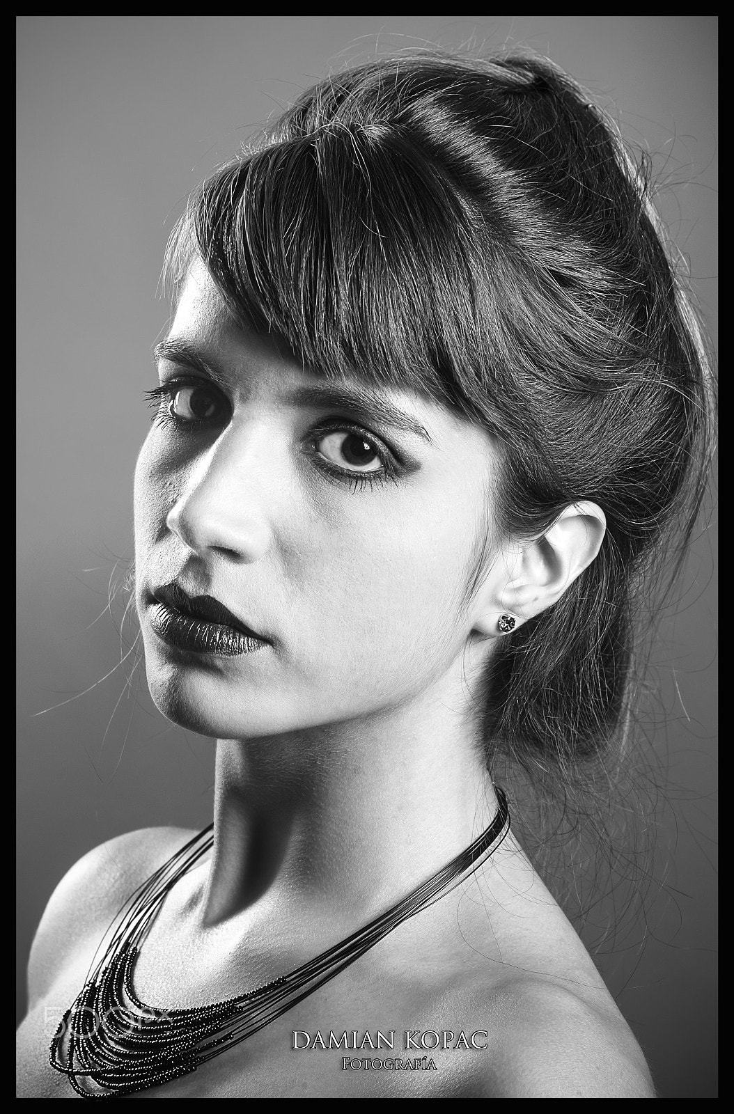 Nikon D3200 + AF Zoom-Nikkor 35-70mm f/2.8D sample photo. Portrait model julieta b & w photography