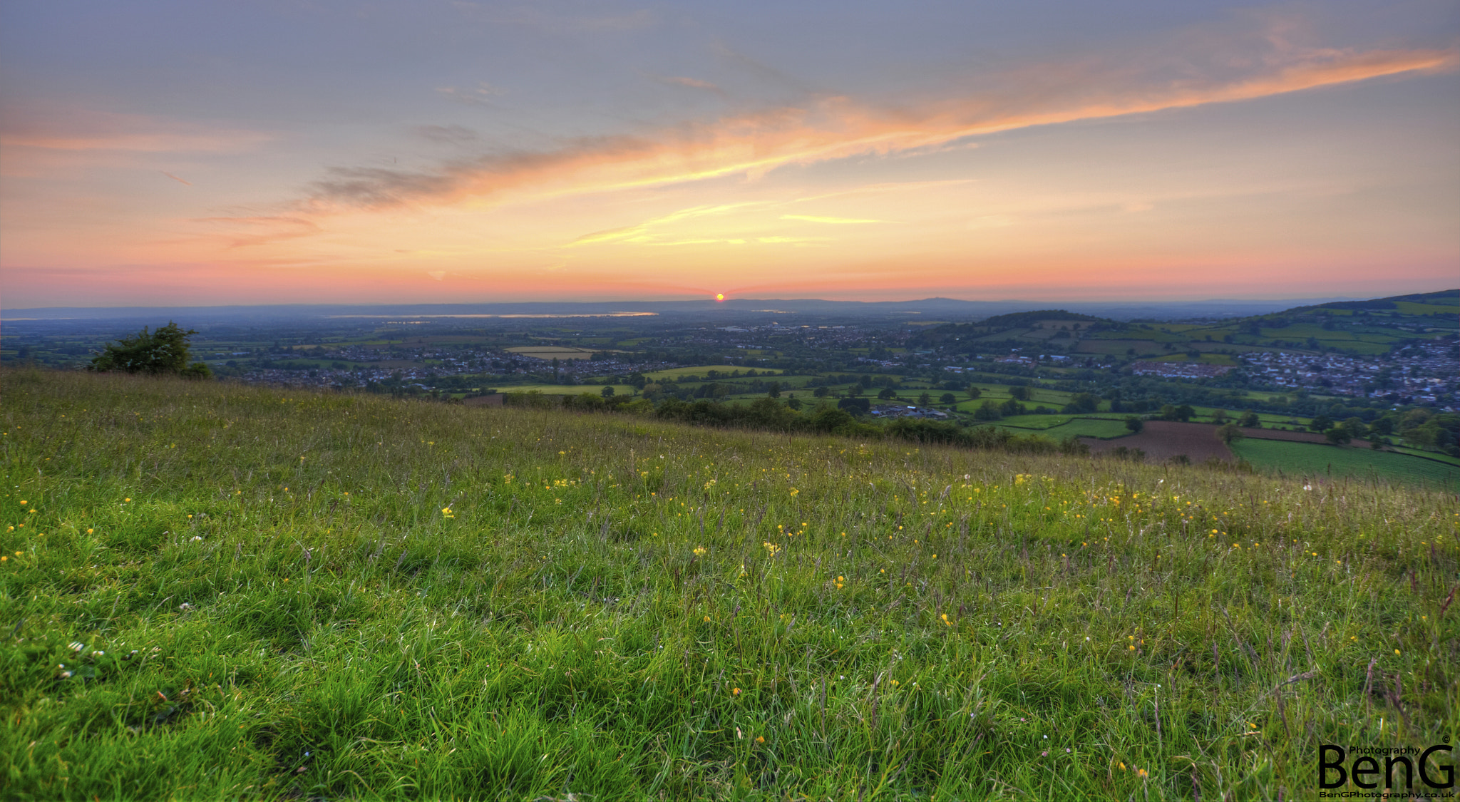 Sigma 10-20mm F3.5 EX DC HSM sample photo. Sunset, selsley common photography