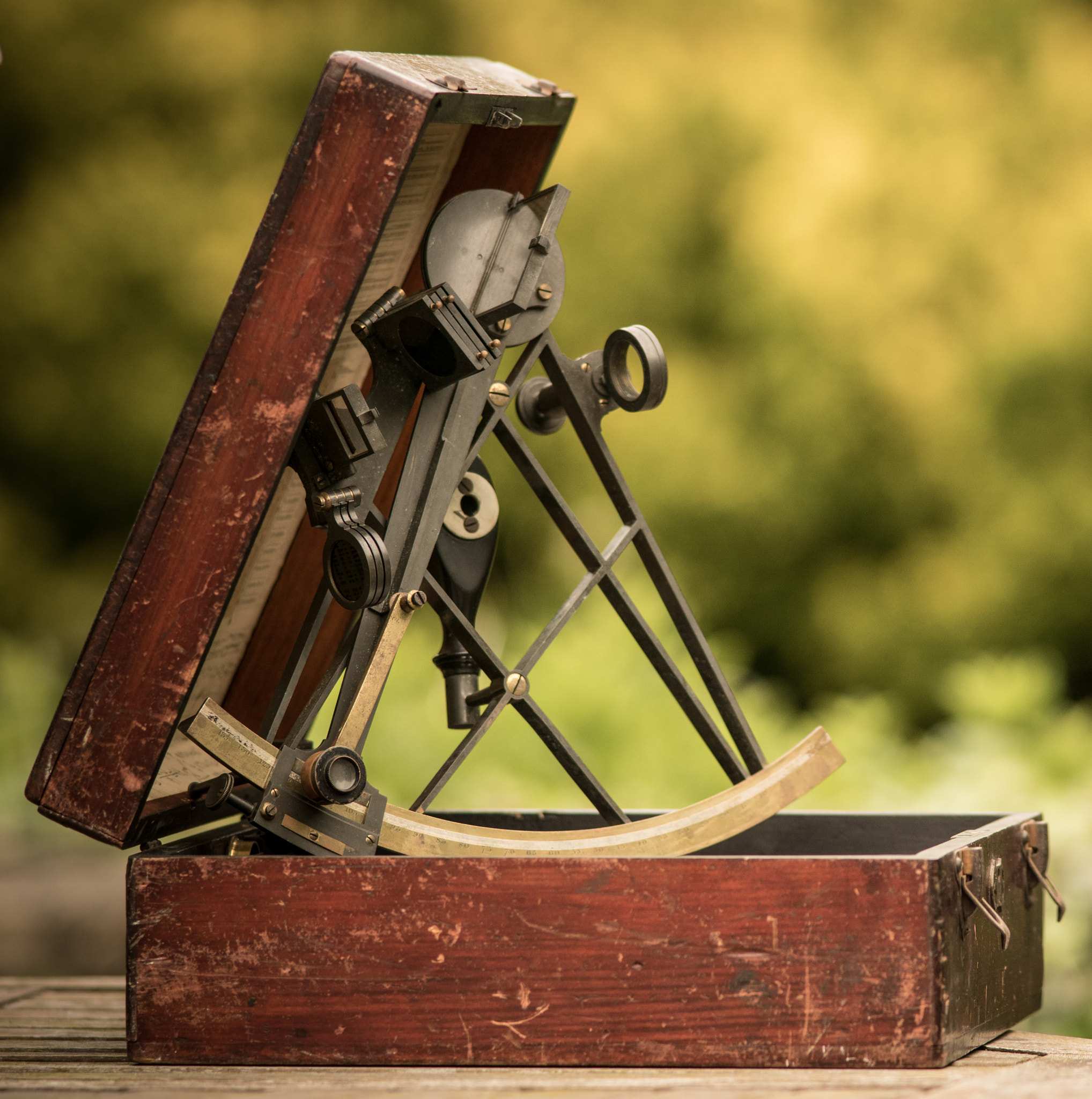 Minolta AF 80-200mm F2.8 HS-APO G sample photo. Sextant photography