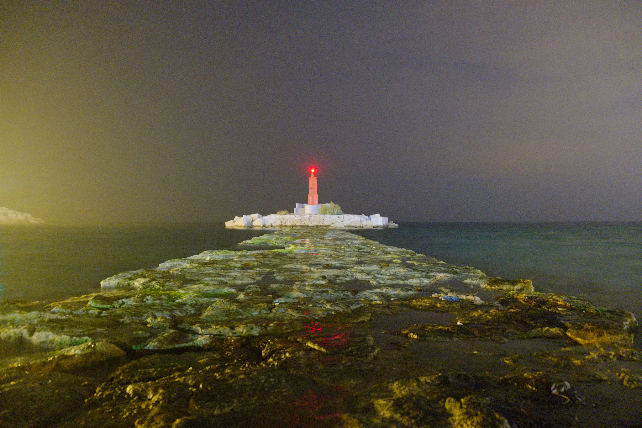 Fujifilm X-M1 + Fujifilm XF 18-55mm F2.8-4 R LM OIS sample photo. Una mirada nocturna de villajoyosa photography
