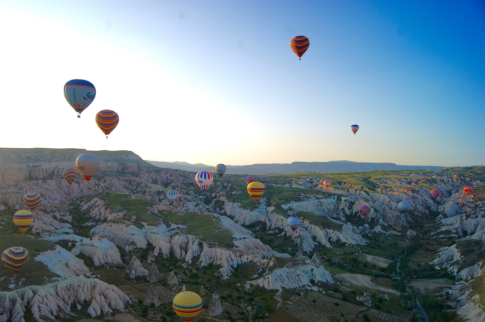 Sony DT 18-55mm F3.5-5.6 SAM II sample photo. Hot air balloons, cappadocia photography