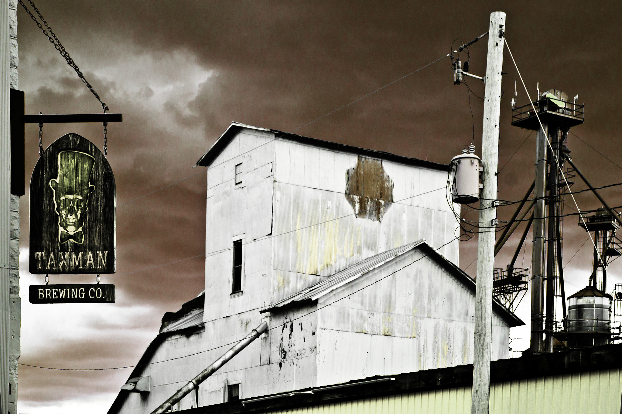 Canon EOS 450D (EOS Rebel XSi / EOS Kiss X2) sample photo. Bargersville skyline photography