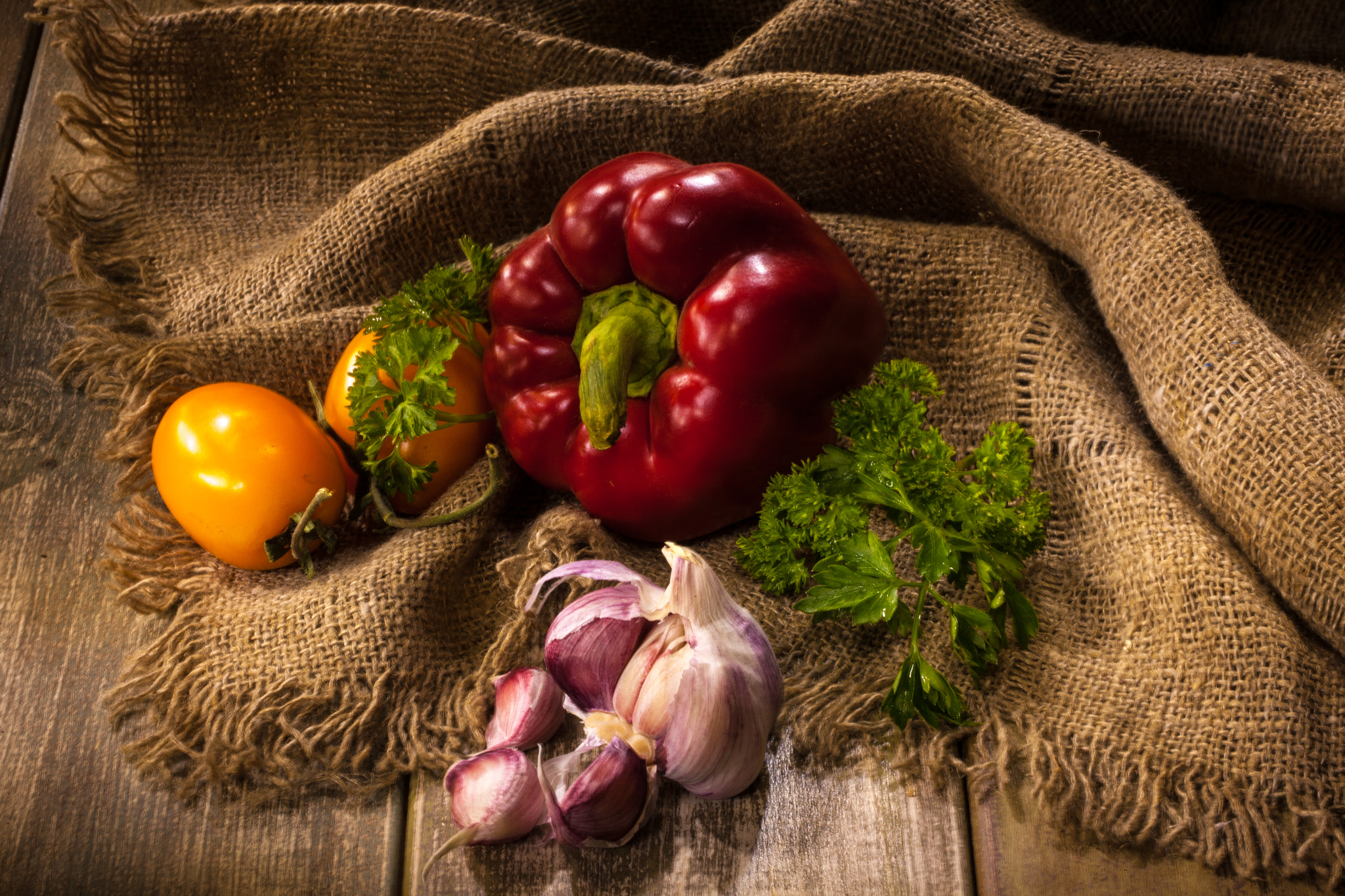 Canon EOS-1Ds Mark III sample photo. Begetables on an old fabric photography