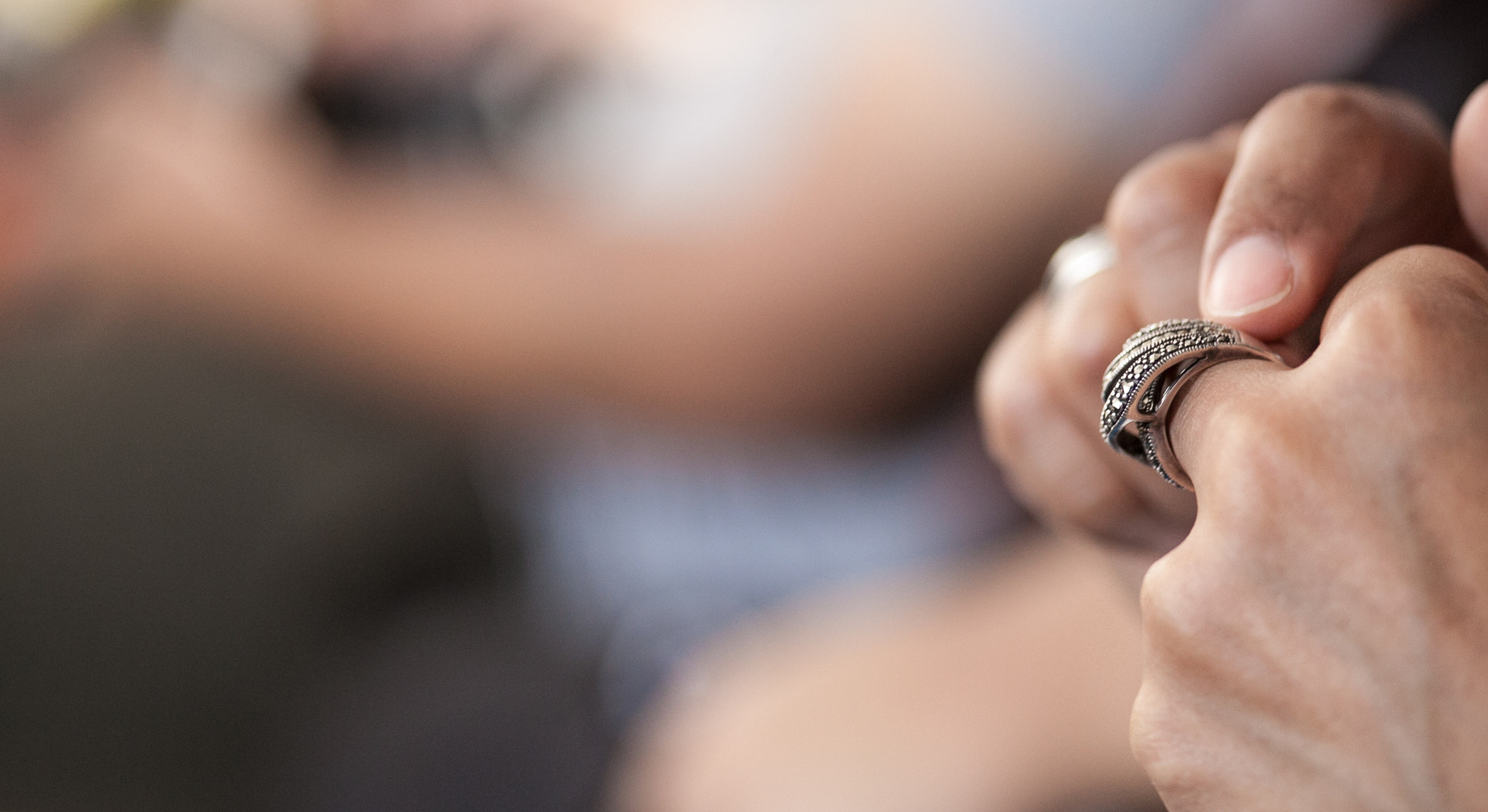 Canon EOS 5D Mark II + Sigma 105mm F2.8 EX DG Macro sample photo. Ethnic tribal ring on a finger photography