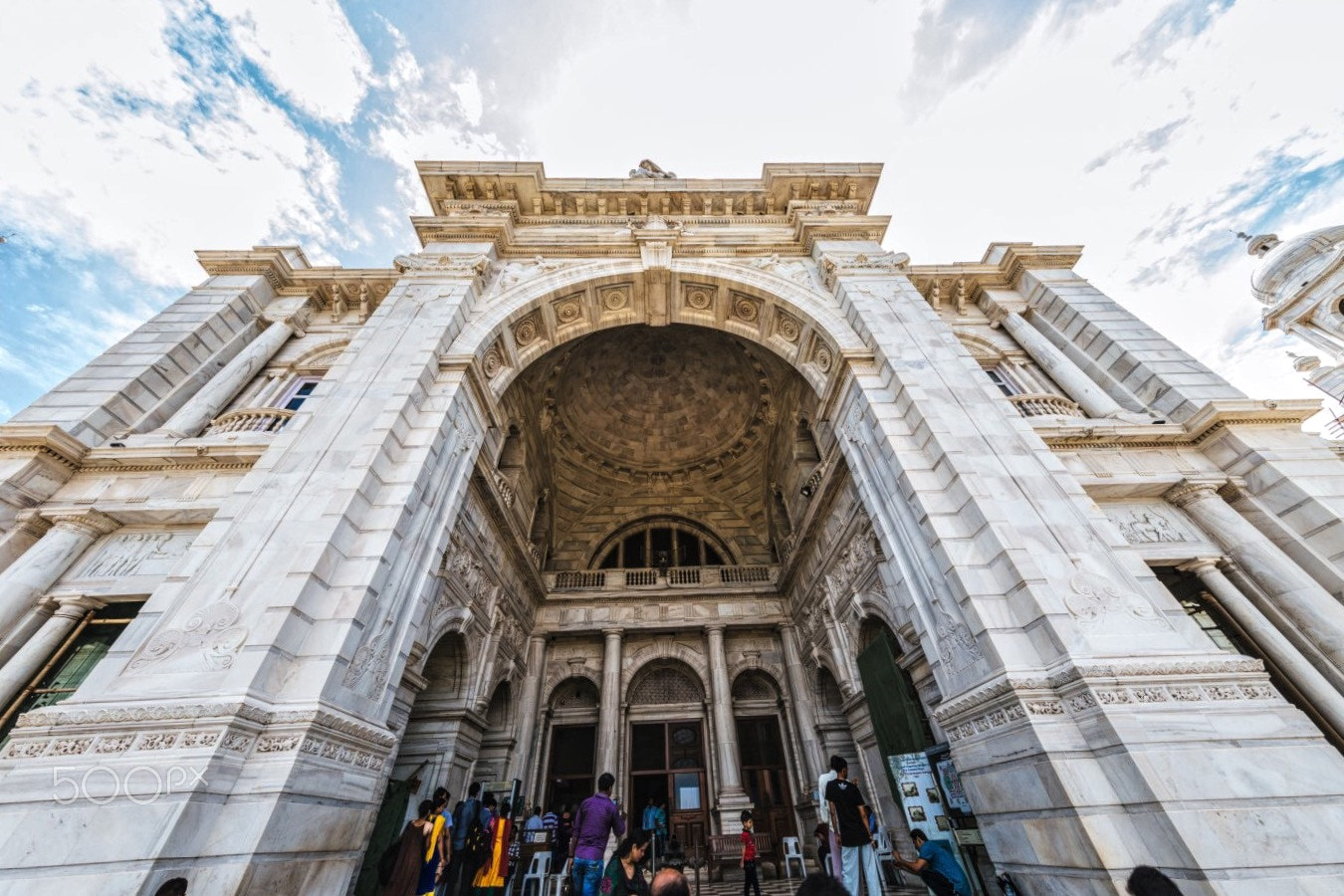 Canon EF 11-24mm F4L USM sample photo. Victoria memorial, kolkata photography