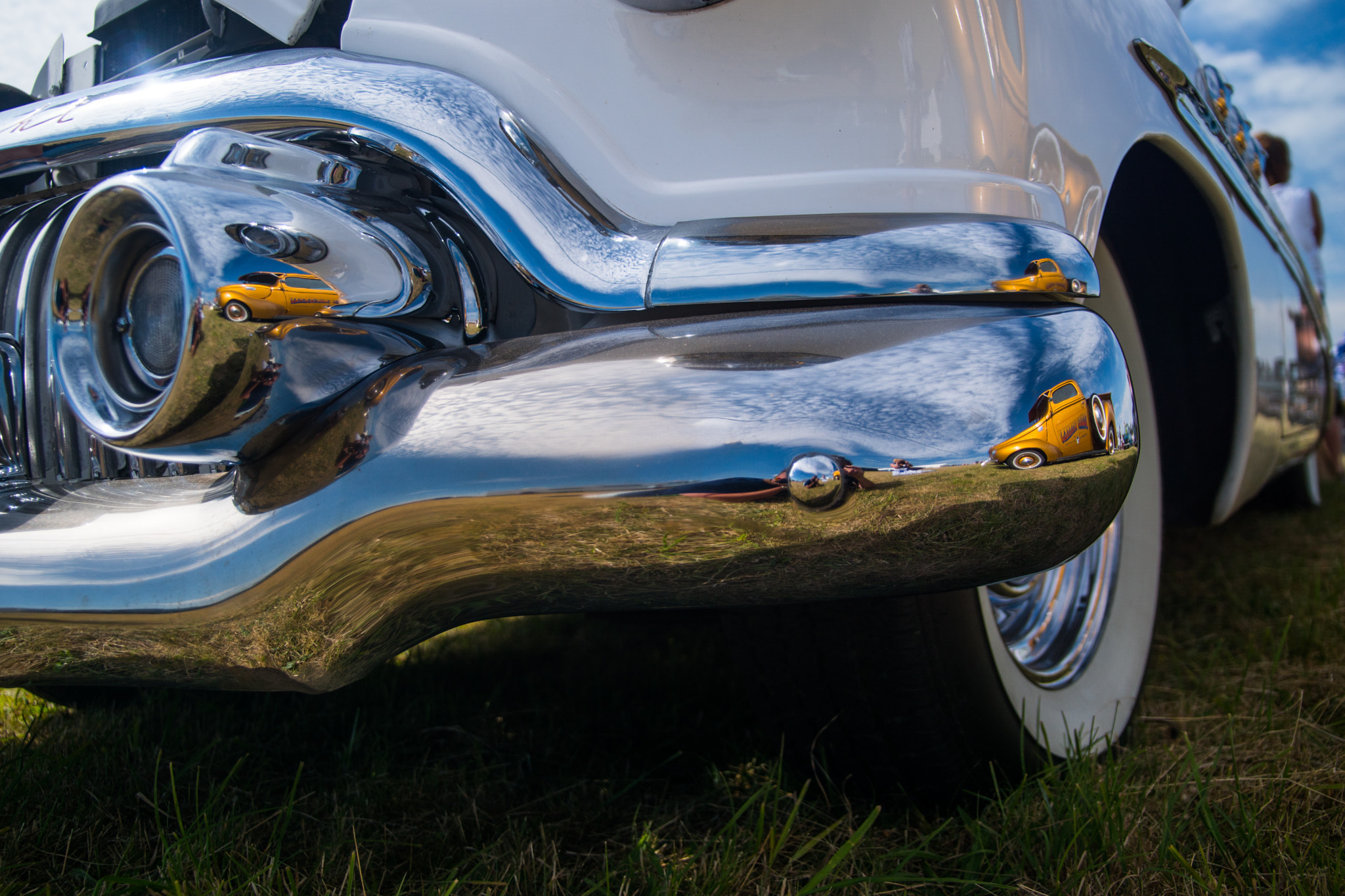 Sony ILCA-77M2 + Sigma 17-70mm F2.8-4.5 (D) sample photo. Triple reflection photography