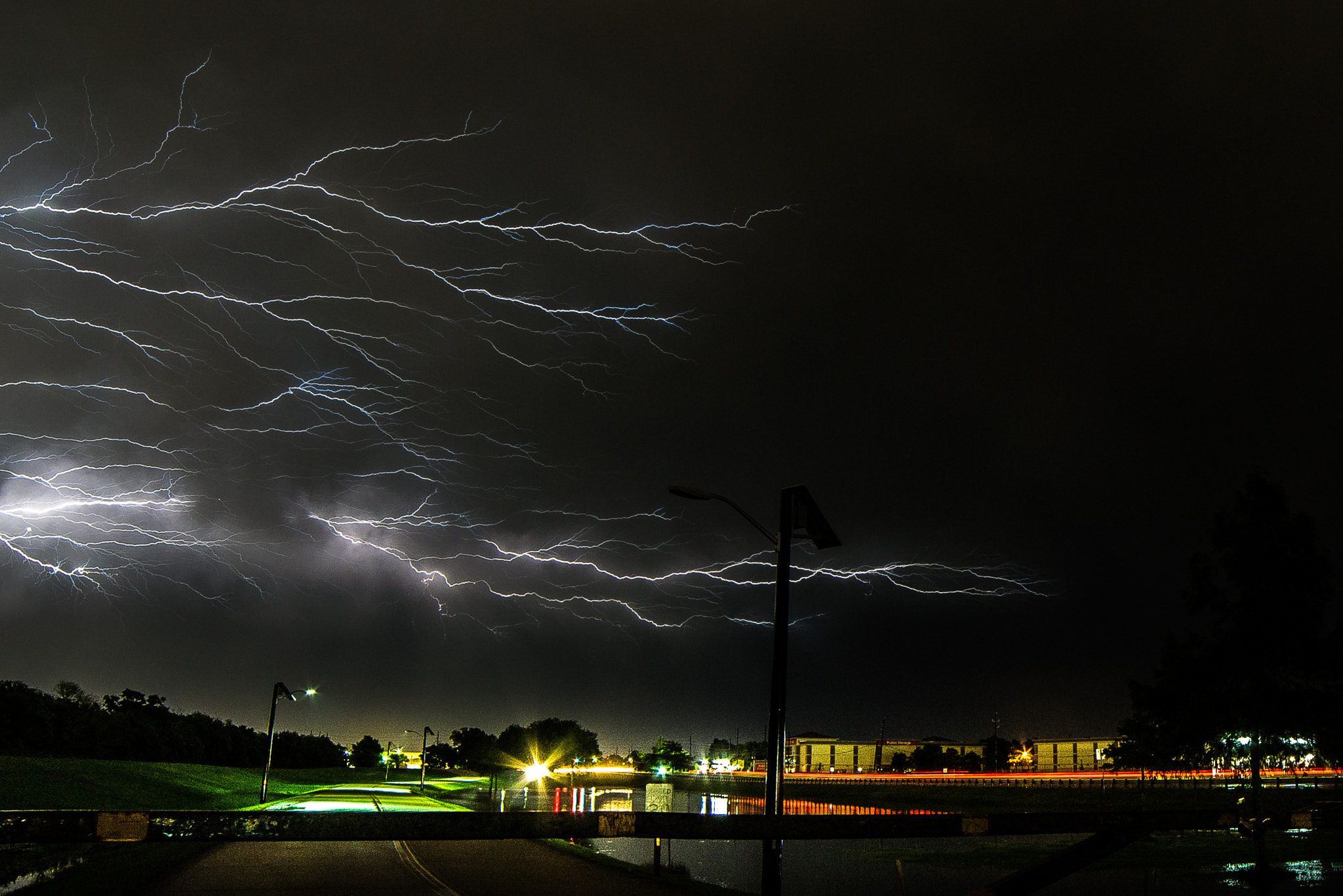 Samyang 14mm F2.8 ED AS IF UMC sample photo. Lightning strike: houston flood photography