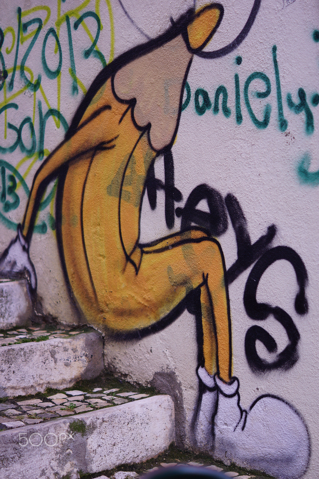 Sony SLT-A65 (SLT-A65V) + Sony DT 50mm F1.8 SAM sample photo. Lisbonne graffiti photography