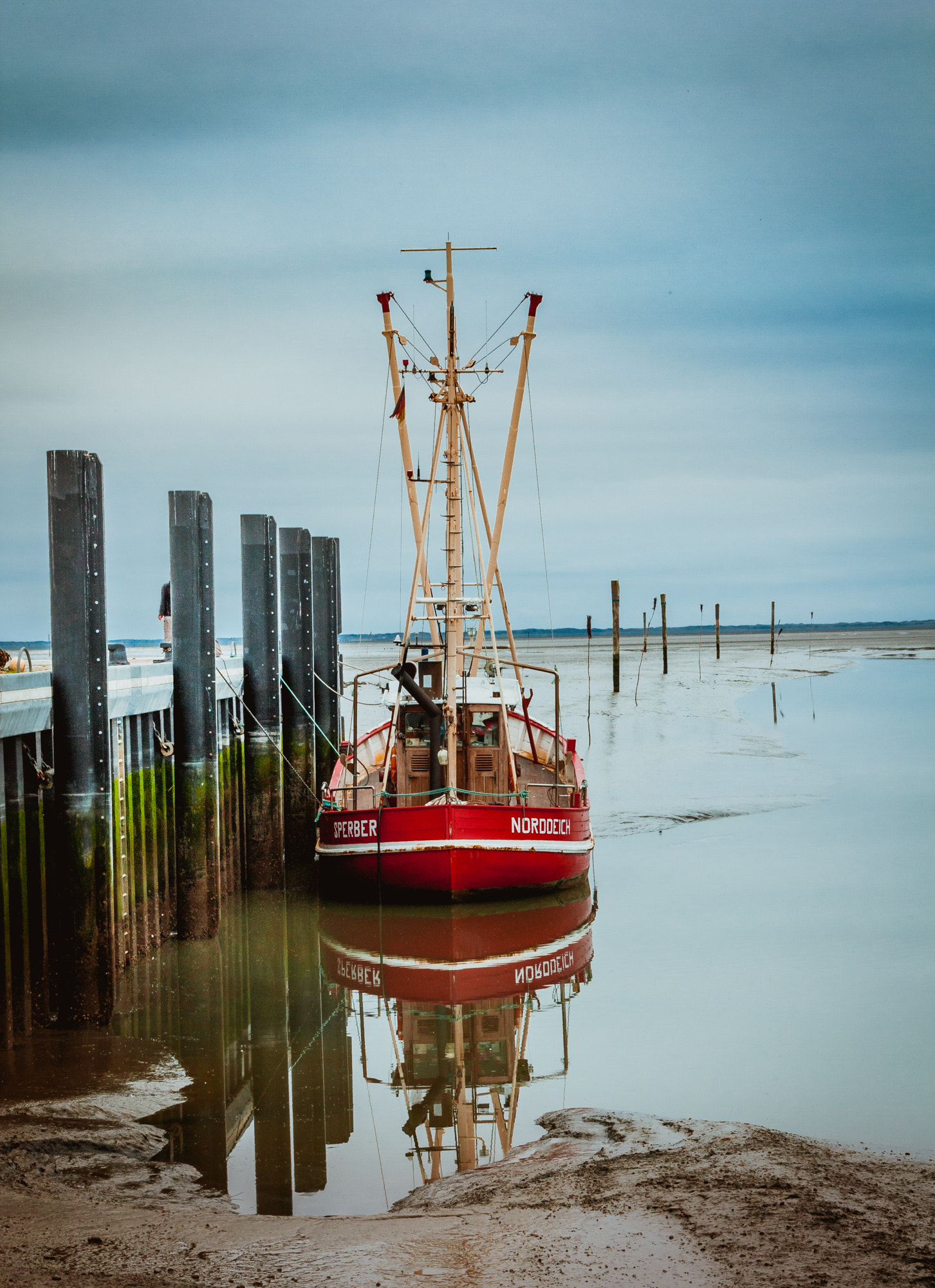 Sigma 18-250mm F3.5-6.3 DC OS HSM sample photo. Low tide photography