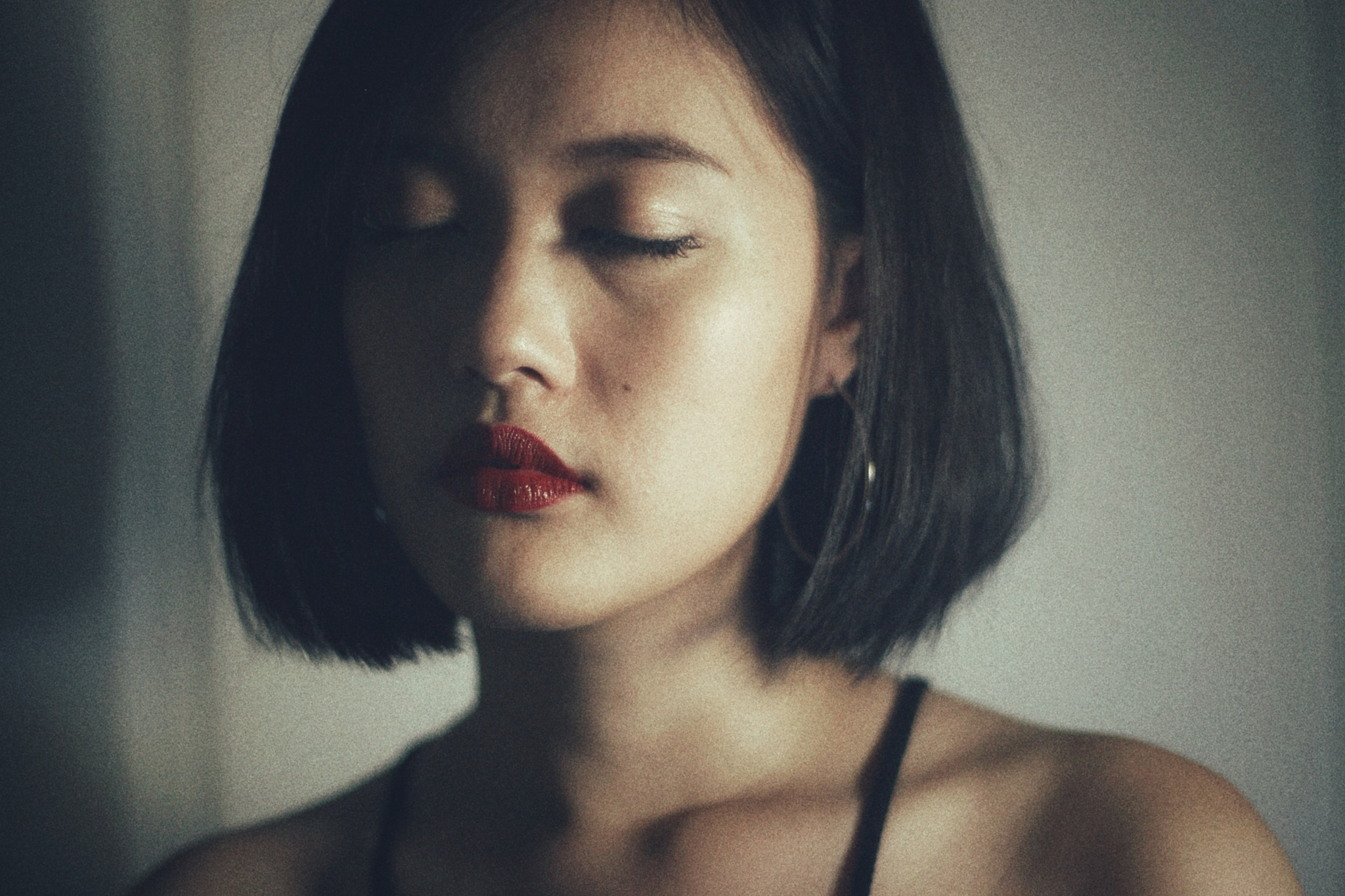 Canon EOS 700D (EOS Rebel T5i / EOS Kiss X7i) + Canon EF 50mm F1.4 USM sample photo. Do i ever cross your mind? photography