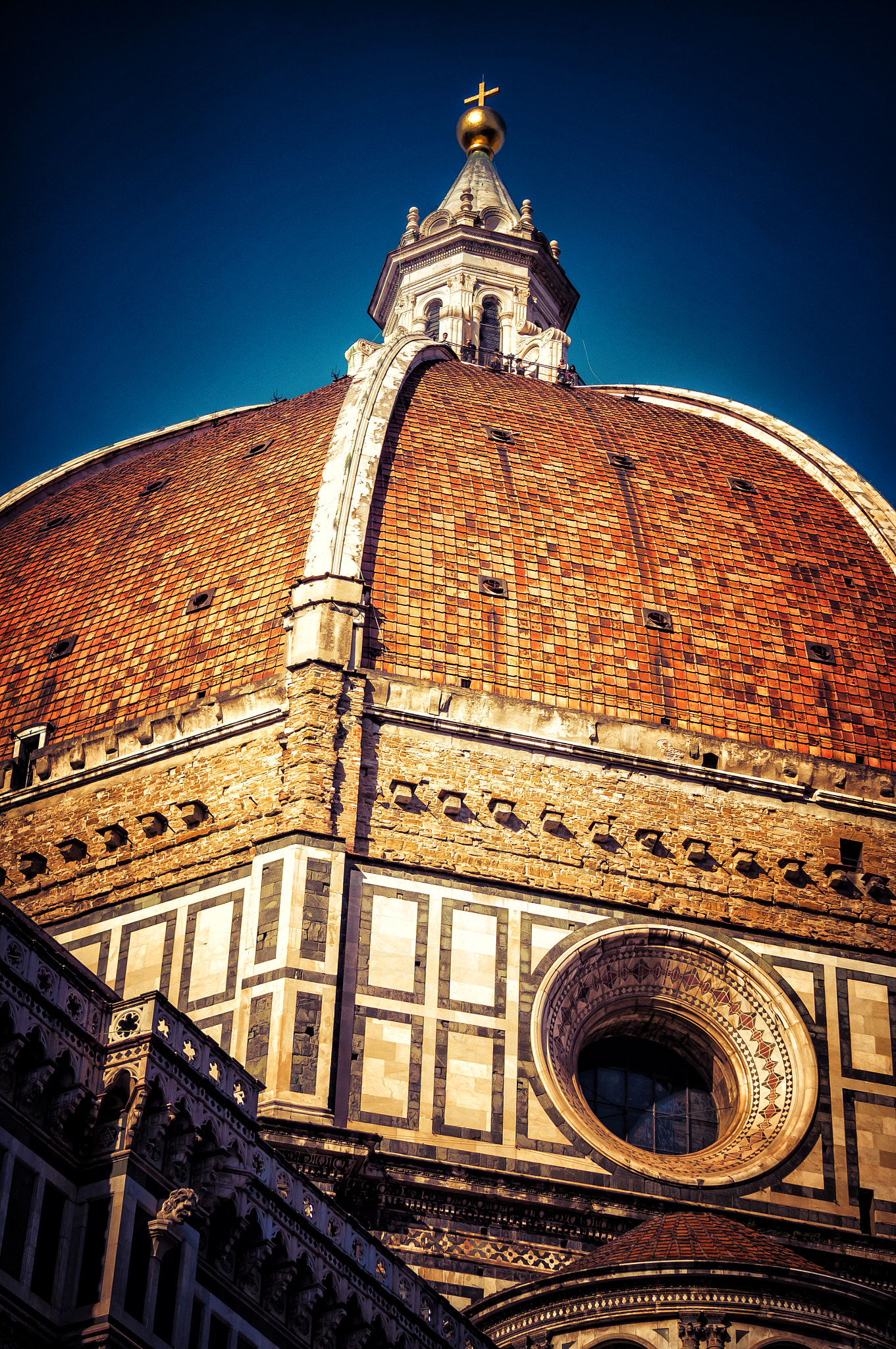 Sony Alpha NEX-3N + Sony E 55-210mm F4.5-6.3 OSS sample photo. Santa maria del fiore koepel photography