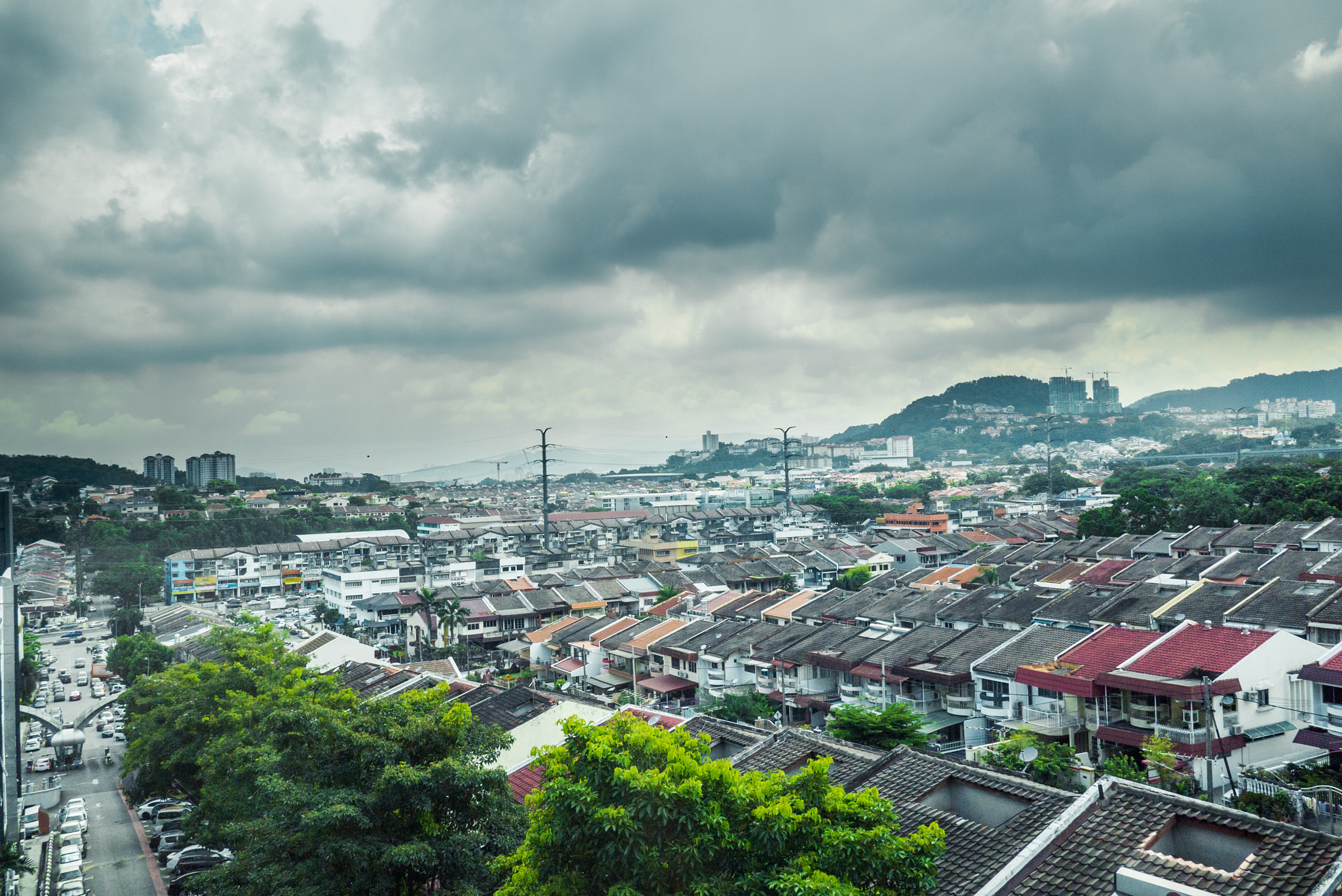 Panasonic Lumix DMC-GF5 sample photo. A cloudy day photography
