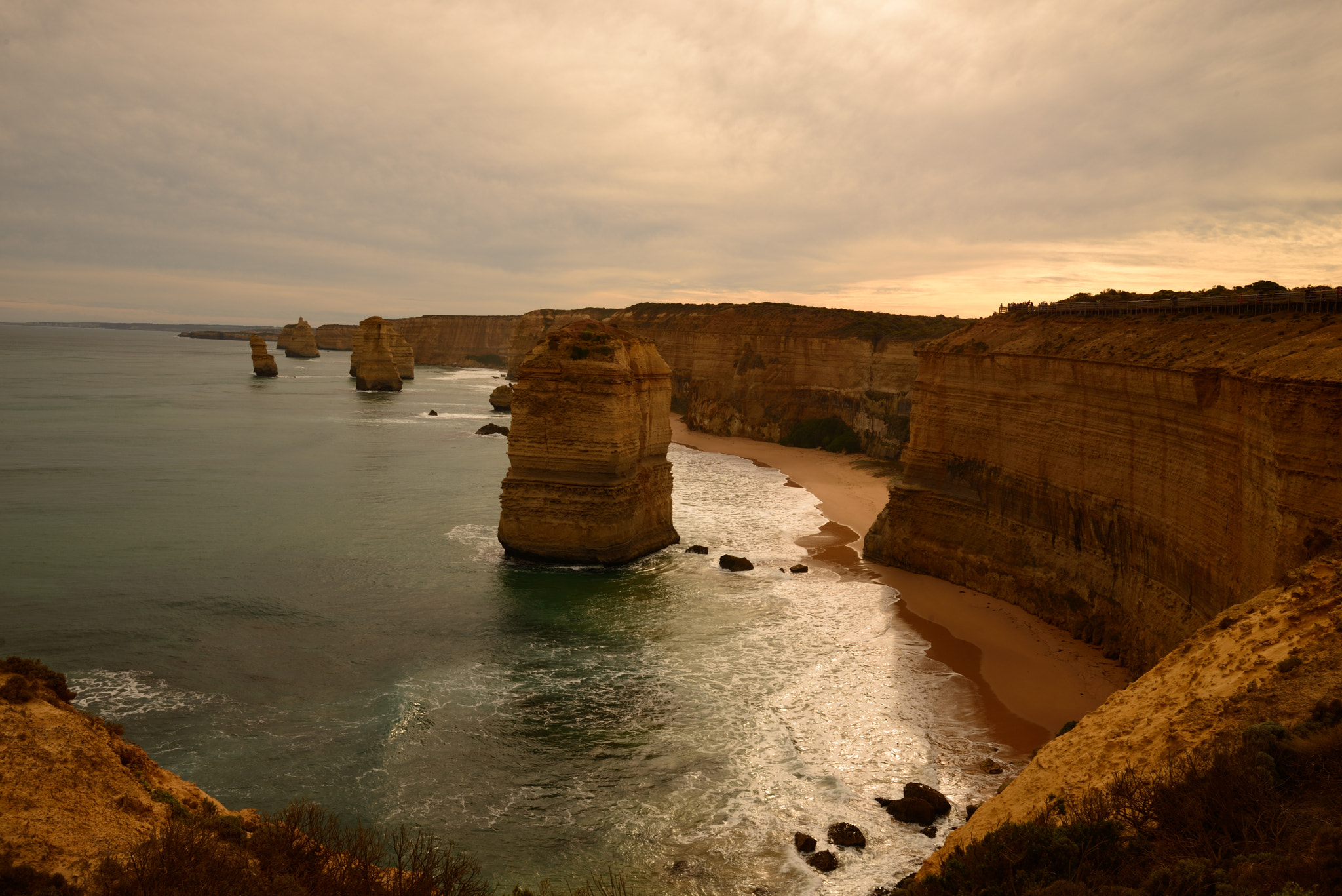 Nikon D600 + Sigma 28mm F1.8 EX DG Aspherical Macro sample photo. Great ocean road photography