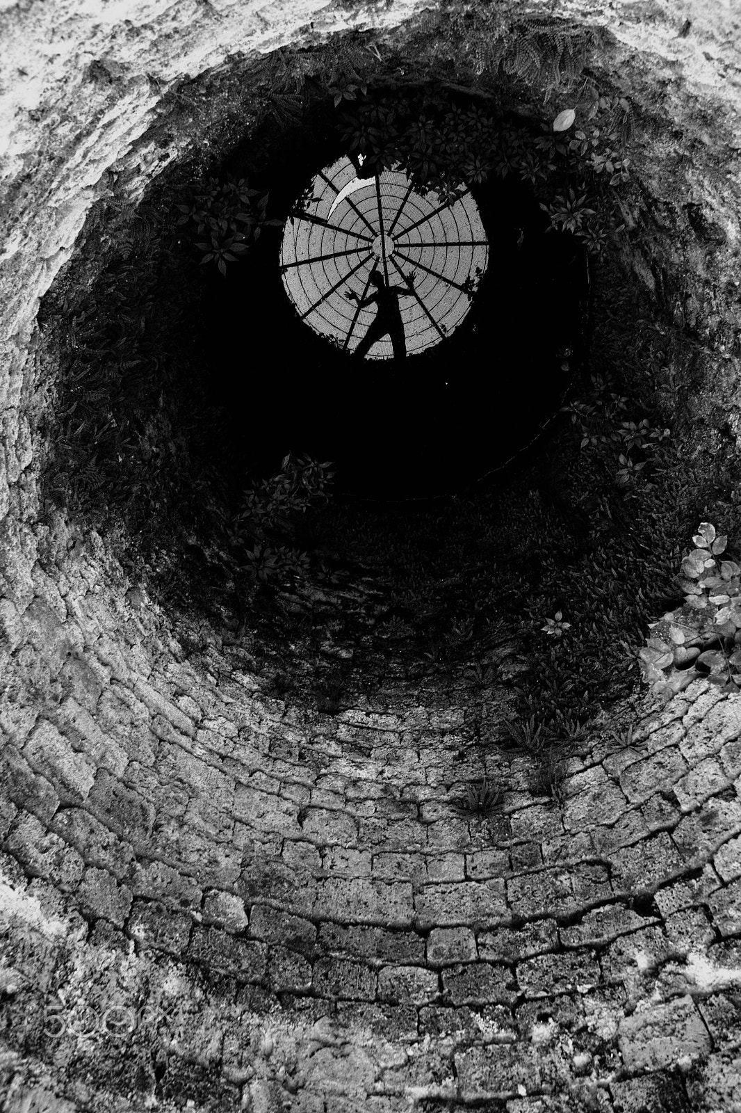 Nikon D3X sample photo. Down in the hole... photography