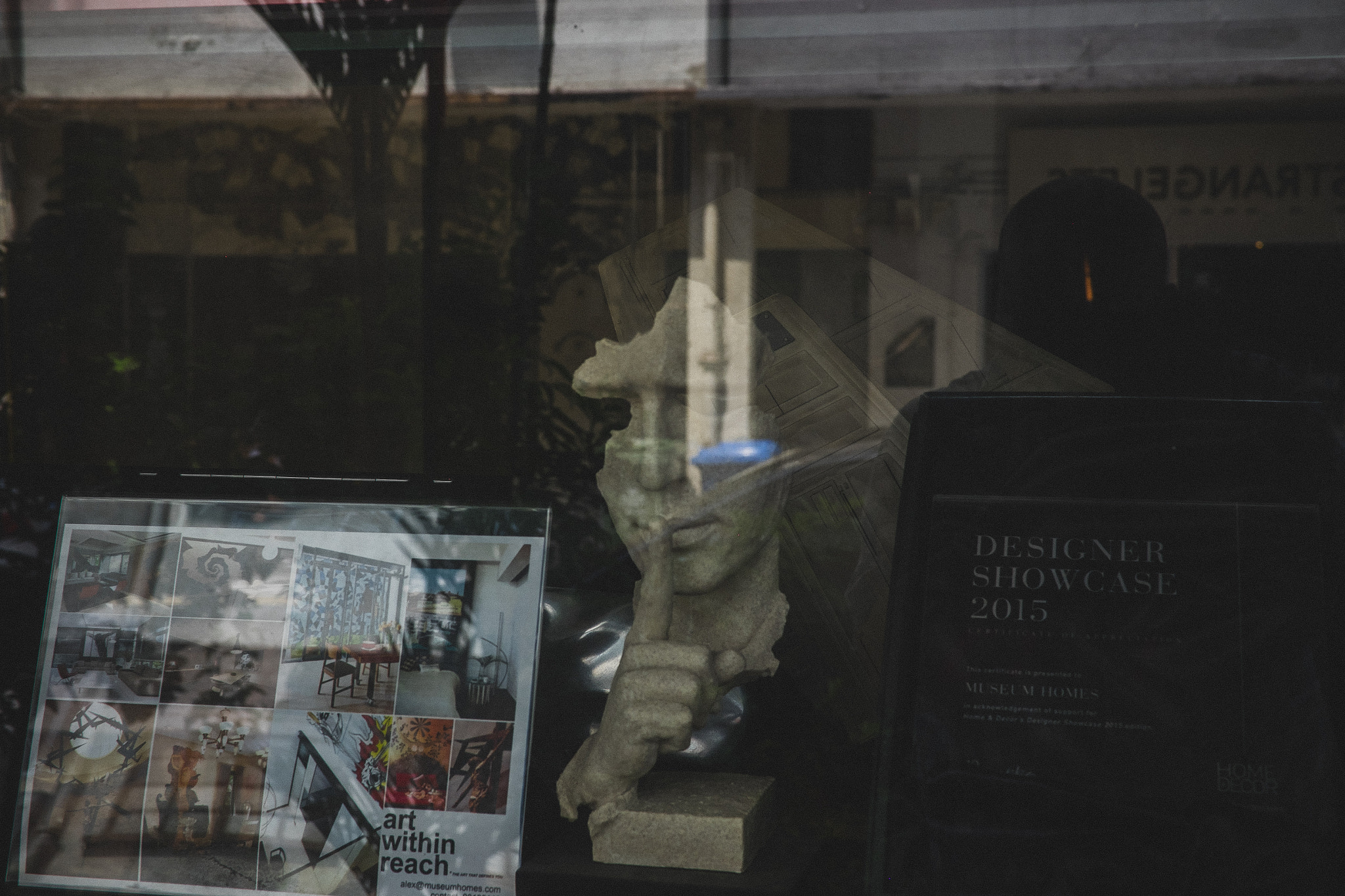 ZEISS Touit 32mm F1.8 sample photo. Shhhh photography