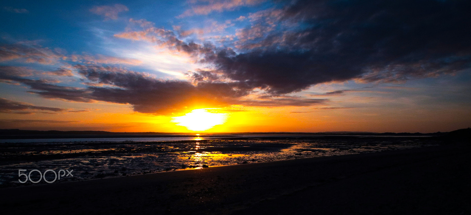 Canon 10-24mm sample photo. Lindisfarne beach sunset photography